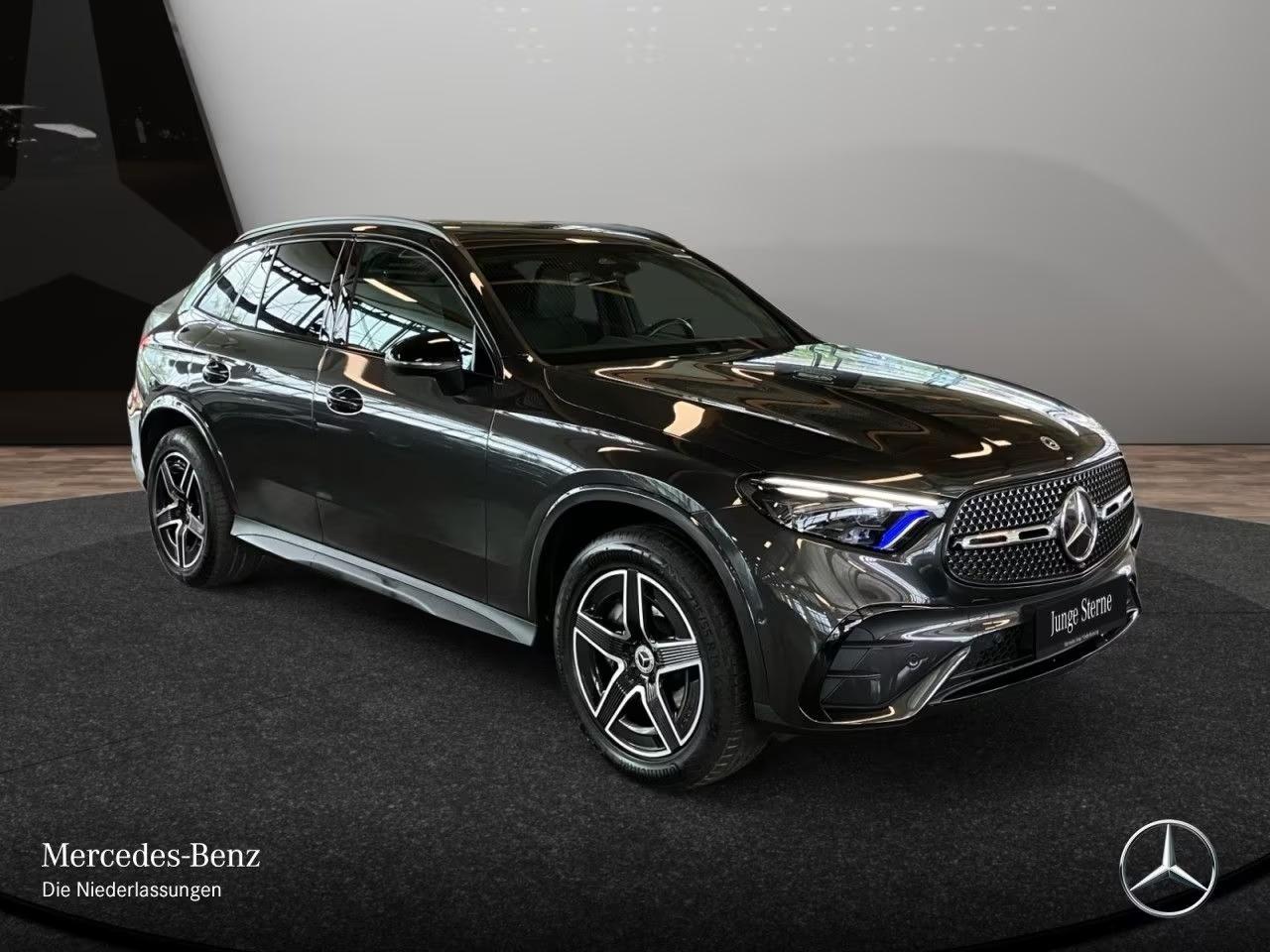 MERCEDES GLC