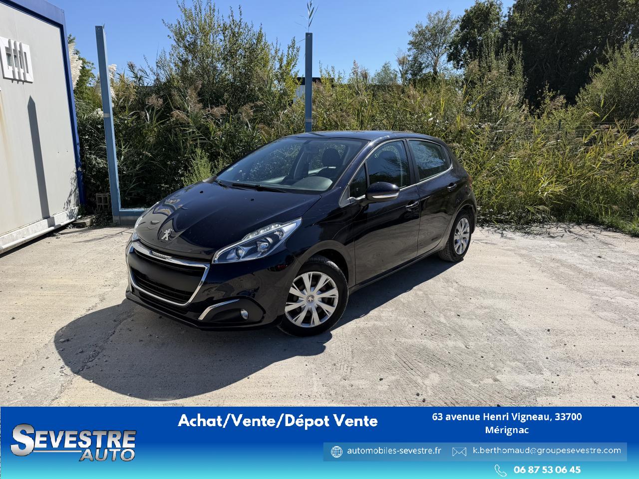 PEUGEOT 208