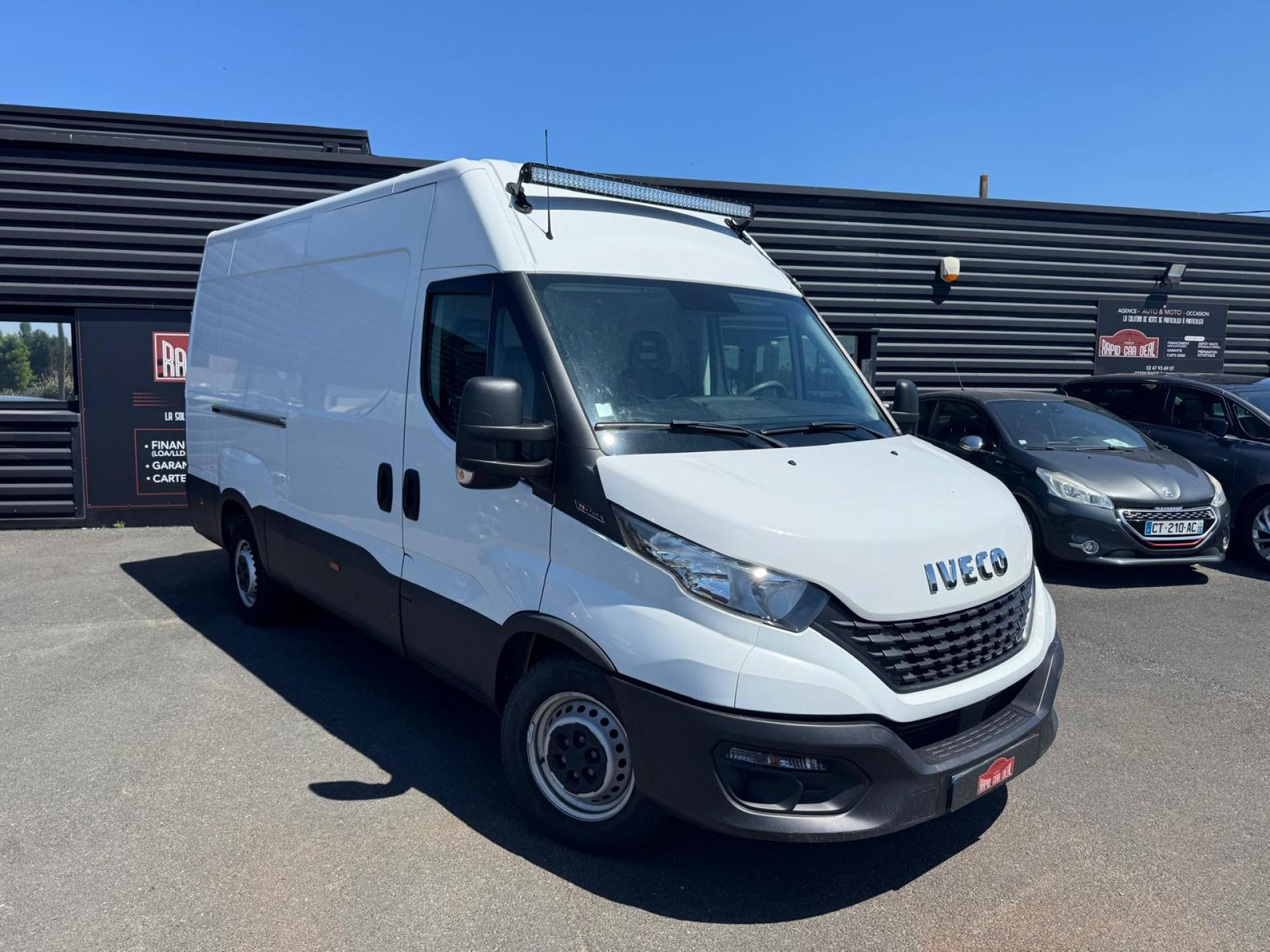 IVECO DAILY 35 S 14 D/P (Quad-Leaf)  Epmt.3,45