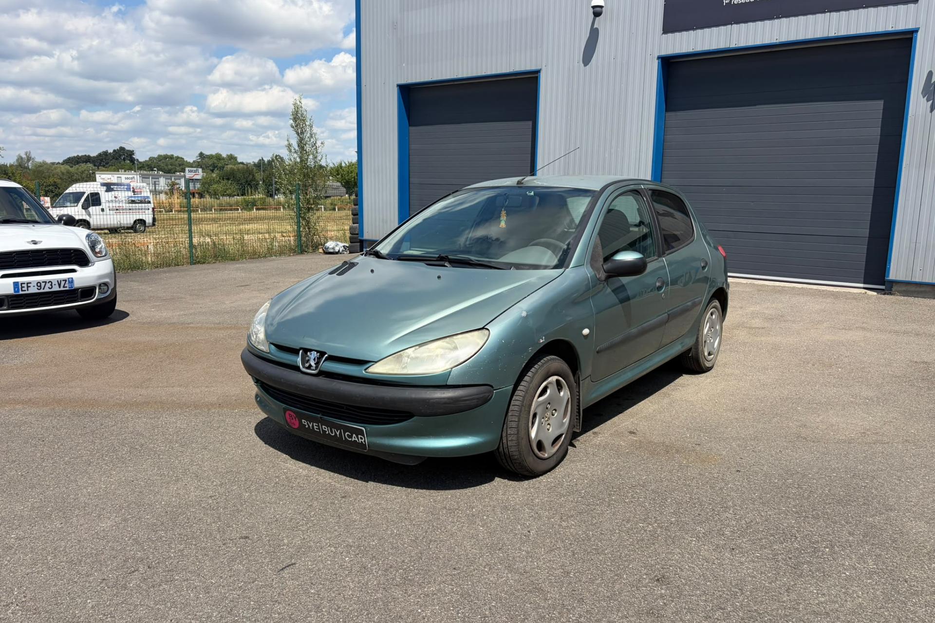 PEUGEOT 206