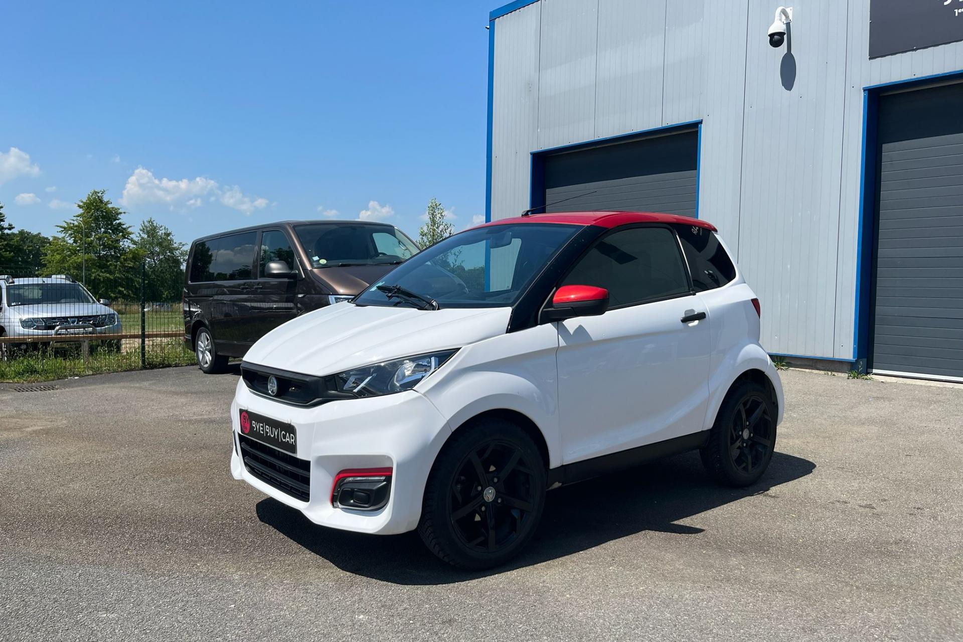 AIXAM CITY Aixam Sport diesel Sans permis CARPLAY GARANTIE 12 MOIS