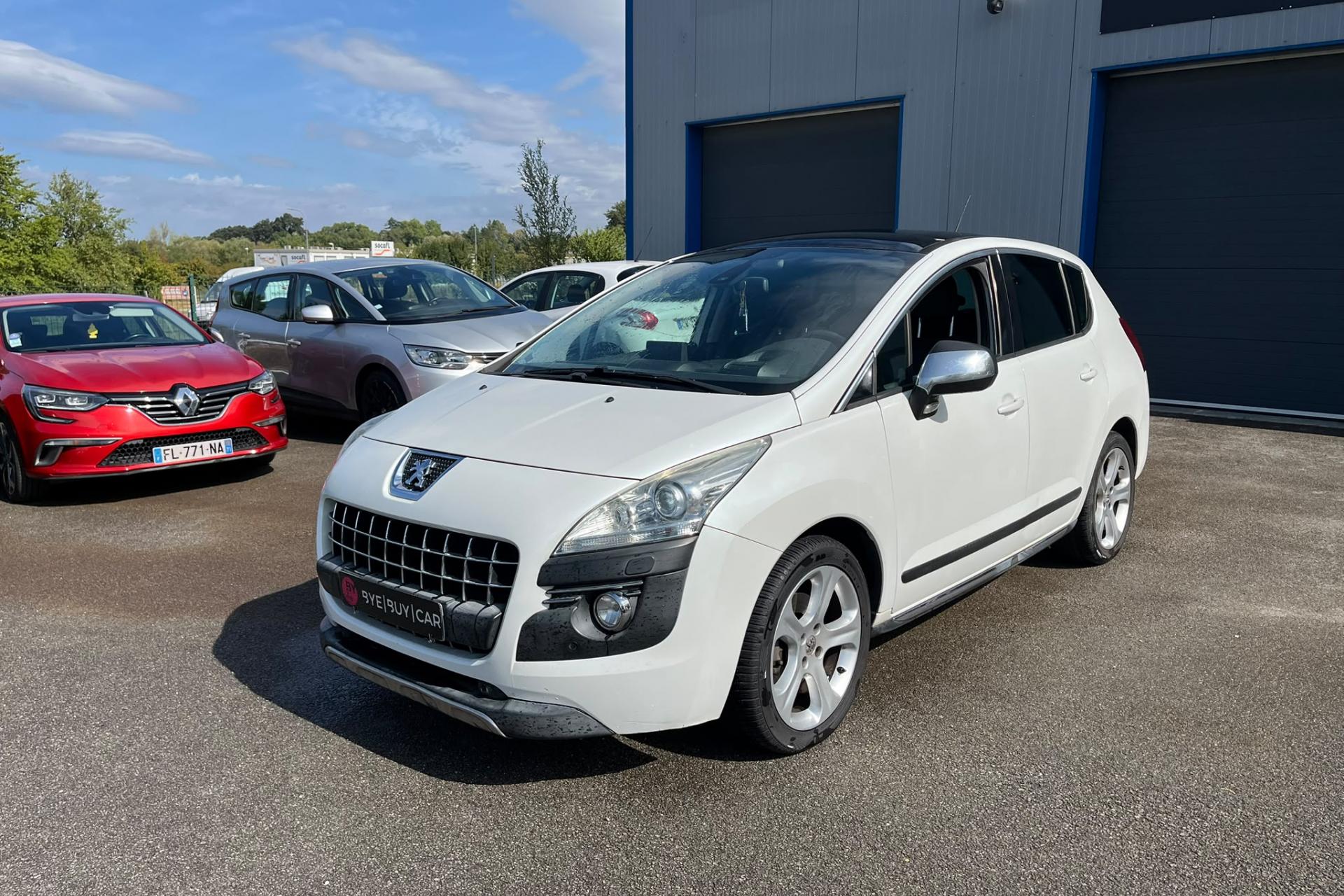 PEUGEOT 3008