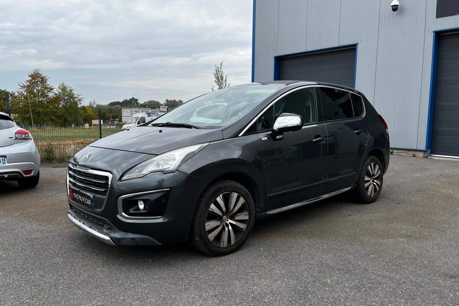 PEUGEOT 3008