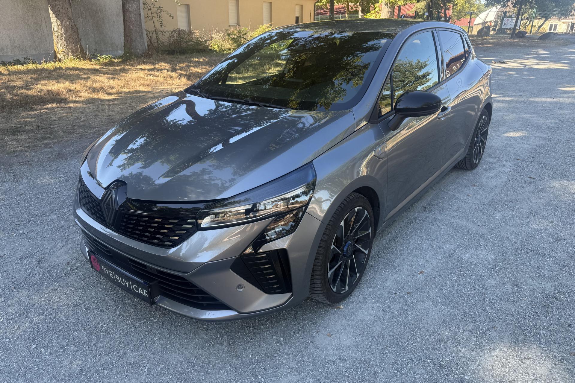 RENAULT CLIO