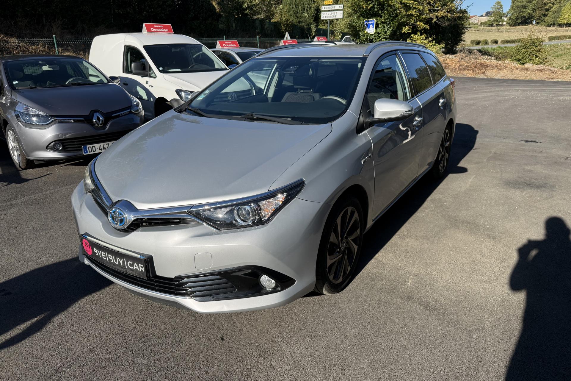 TOYOTA AURIS Touring Sports Hybride 136h - BV CVT TOURING SPORTS BREAK Design PHASE 2