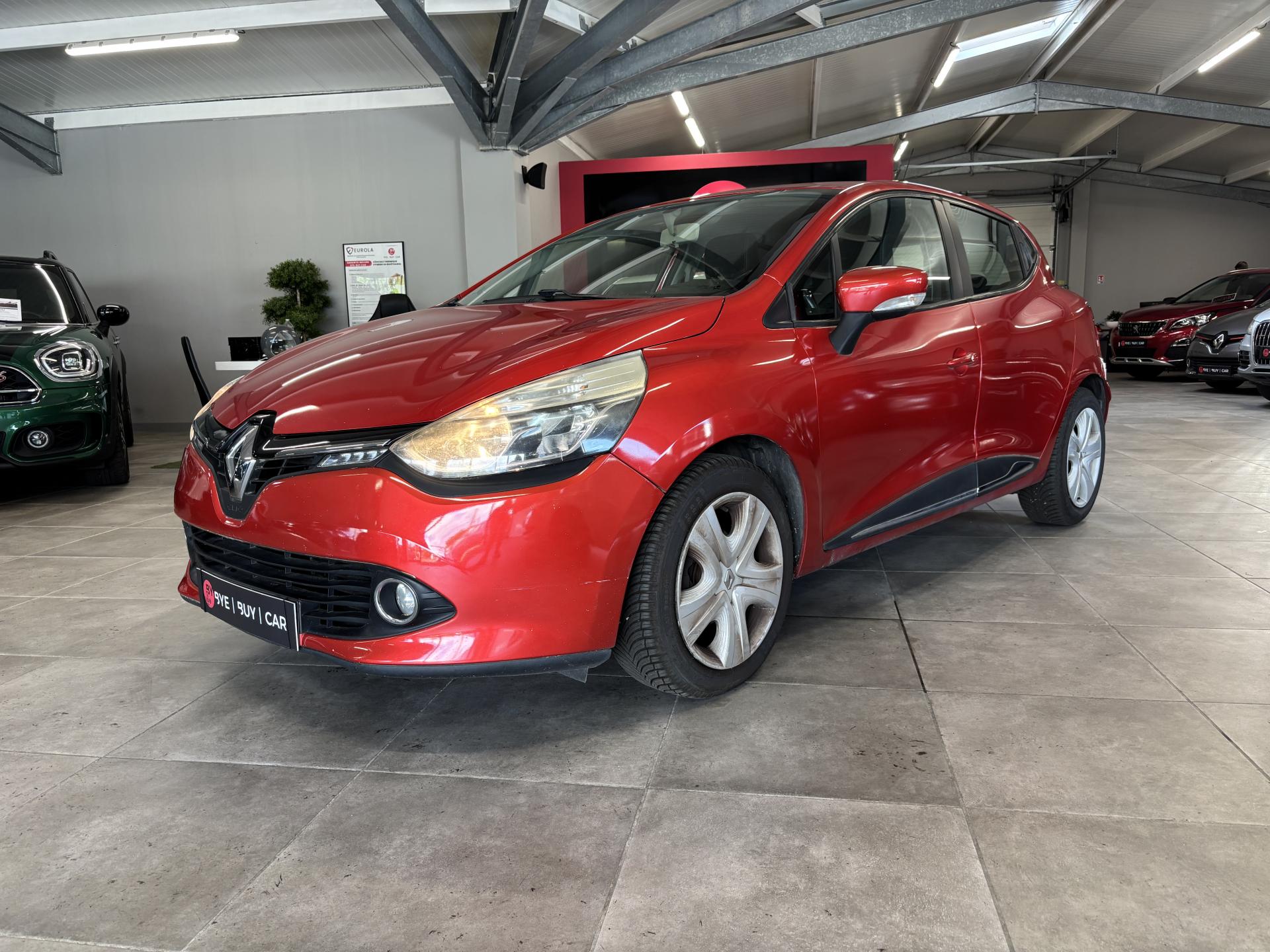 RENAULT CLIO
