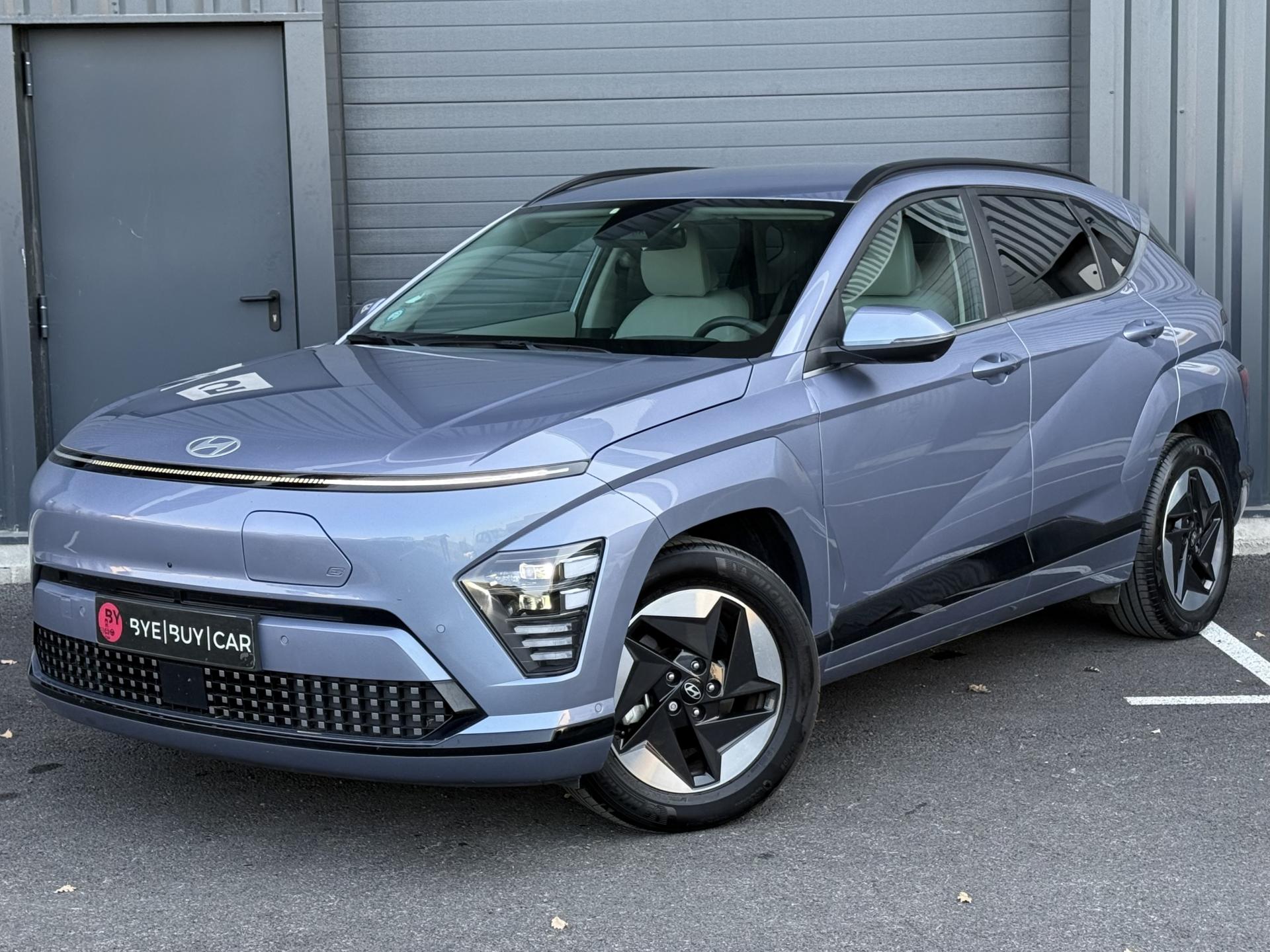 HYUNDAI KONA Electric 65 KWh - 217 - Premium / Garantie 2029 - Attelage - CarPlay -