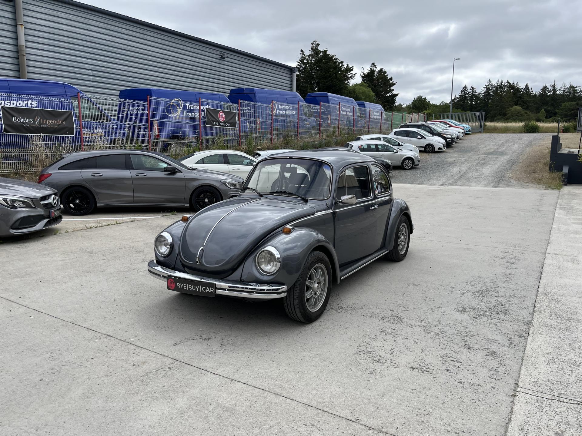 VOLKSWAGEN COCCINELLE 1600 BERLINE