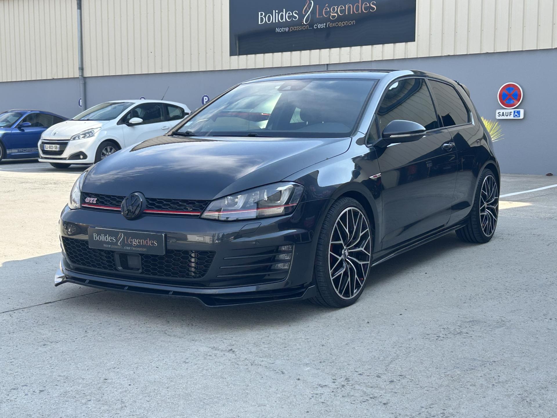VOLKSWAGEN GOLF 2.0 16V TSI BlueMotion - 230 - BV DSG 6  VII BERLINE GTI Performance PHASE 1