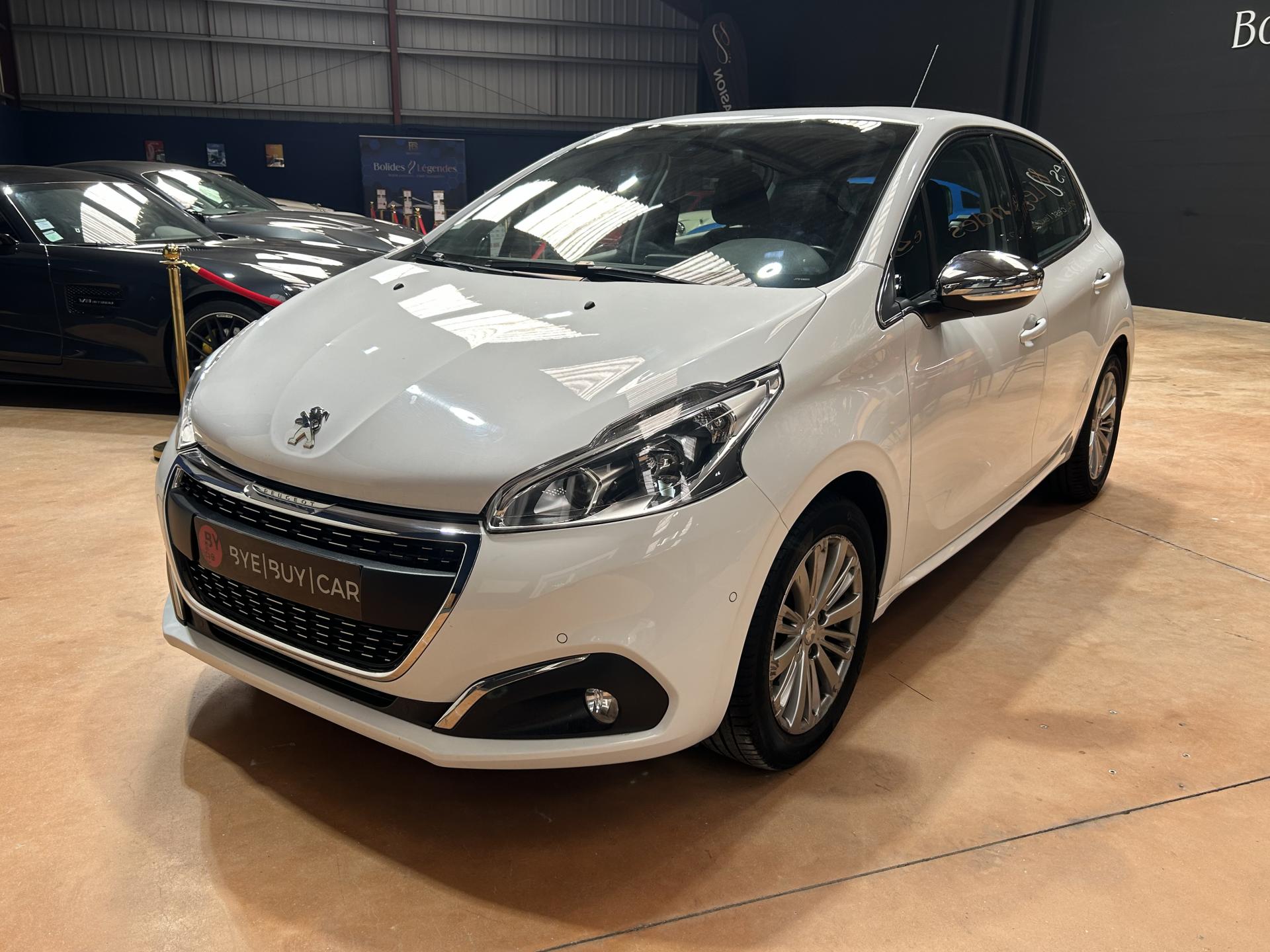 PEUGEOT 208 Allure - Boîte Automatique - Caméra de Recul - Garantie 12 Mois