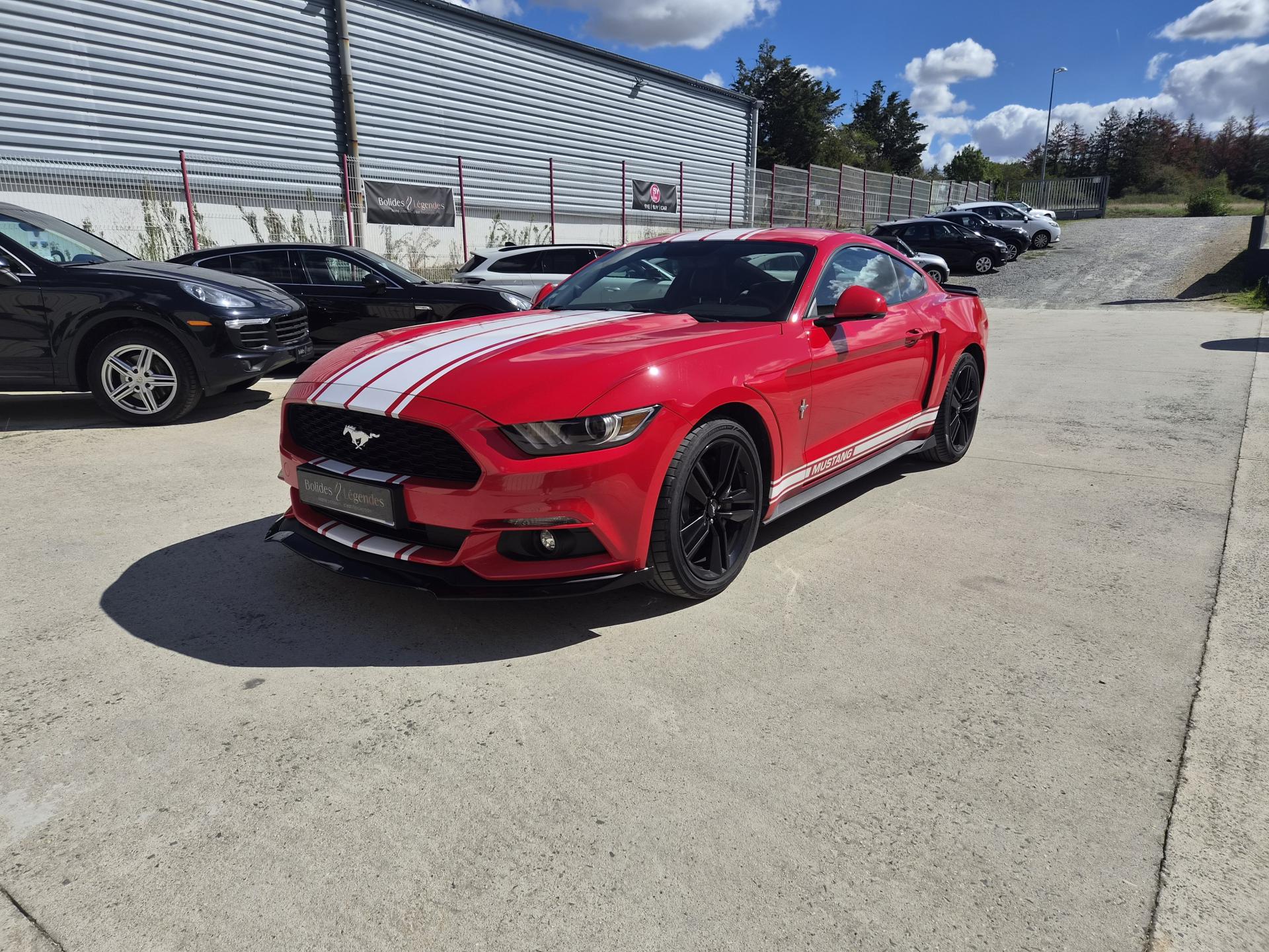 FORD MUSTANG Fastback - sièges chauffants - caméra de recul (garantie 12 mois)