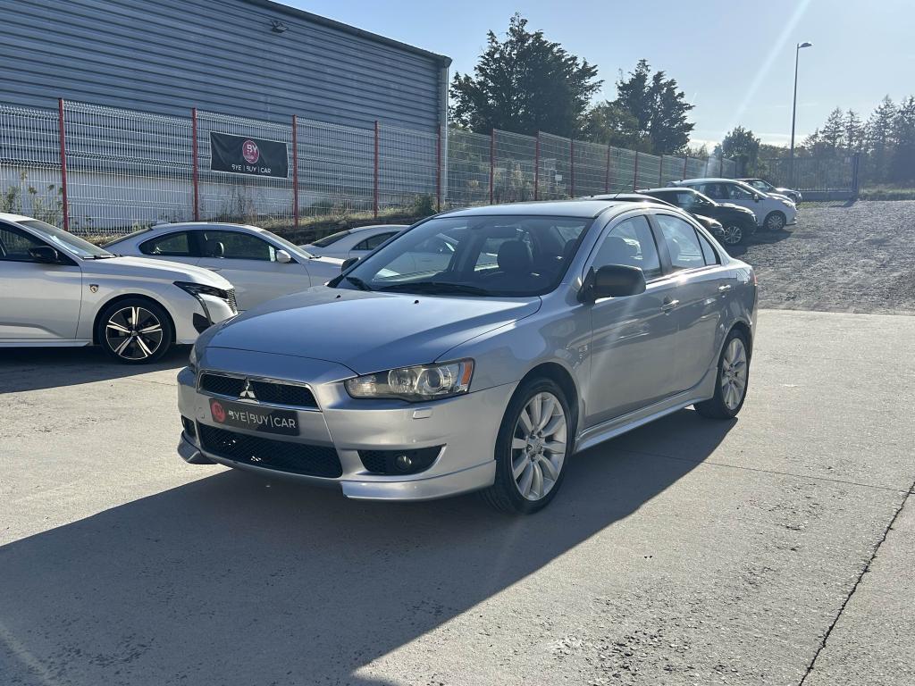 MITSUBISHI LANCER