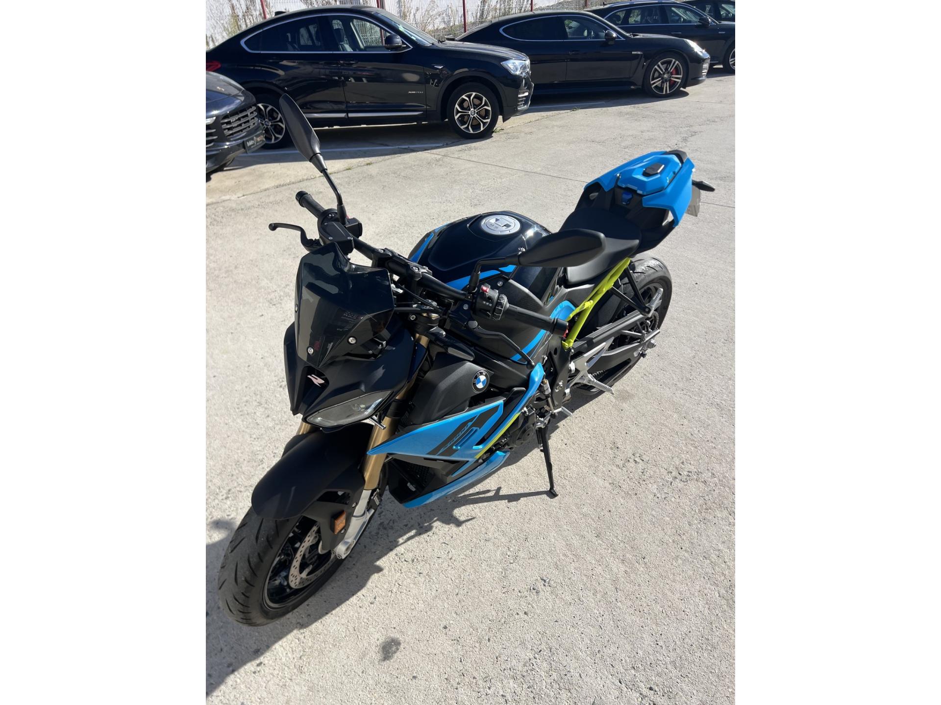 BMW S1000R