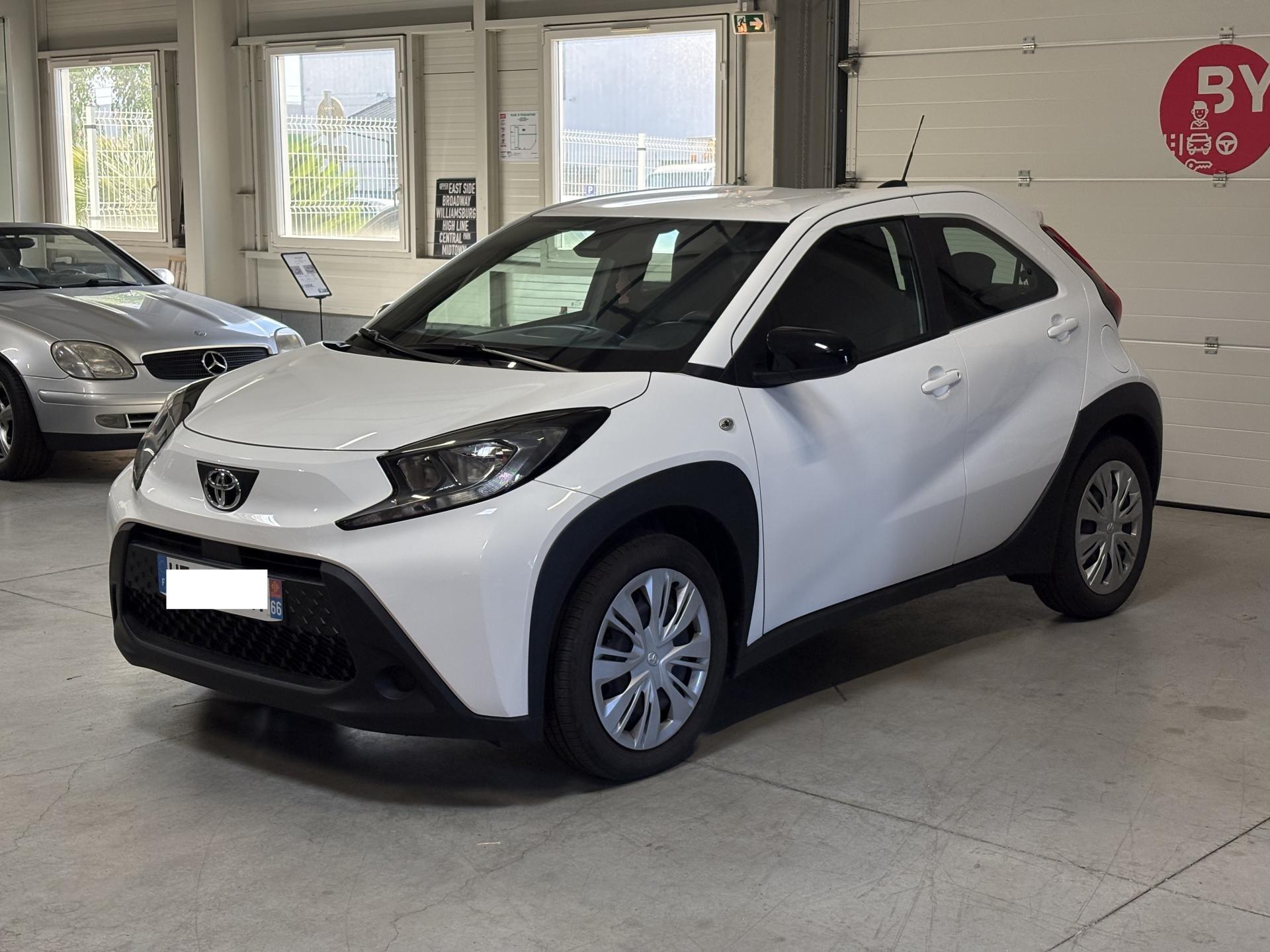 TOYOTA AYGO X