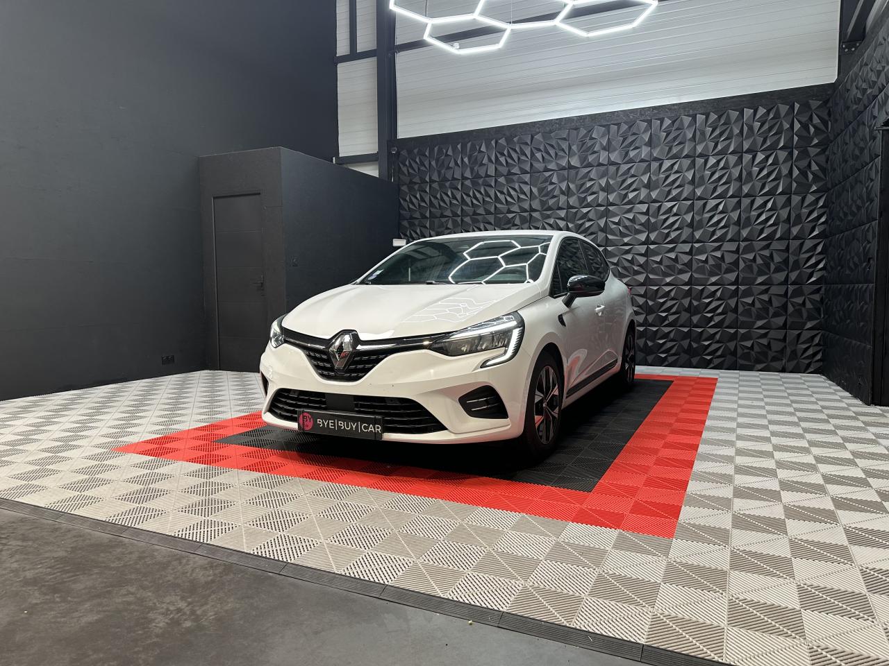 RENAULT CLIO 1.0 Tce 90 CH LIMITED CAMERA DE RECUL APPLE CARPLAY/ANDROID AUTO
