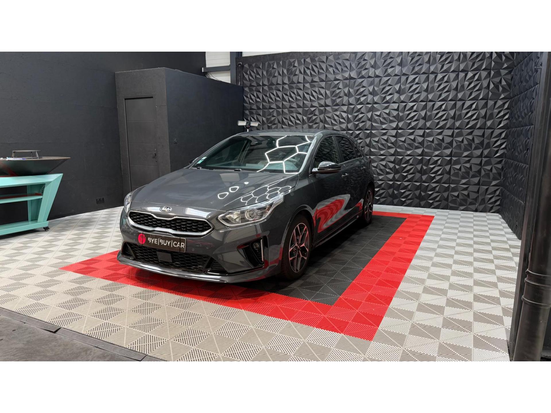 KIA CEED 1.4L T-GDI 140CH BV DCT GT Line Business CarPlay Camera Clim Auto GARANTIE 12 MOIS