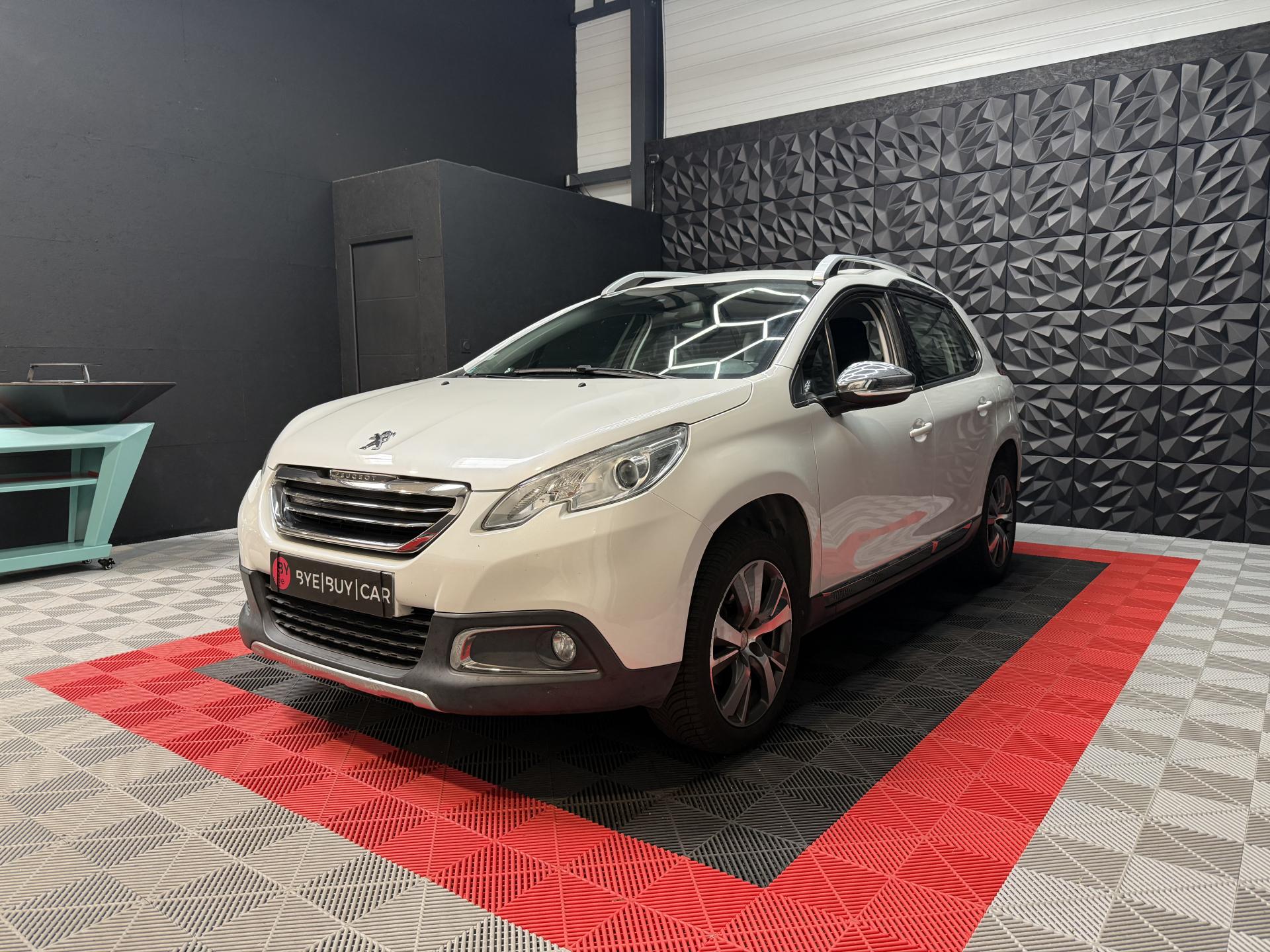 PEUGEOT 2008 ALLURE 1.6l 120CH GRIP CONTROL GARANTIE 12 MOIS