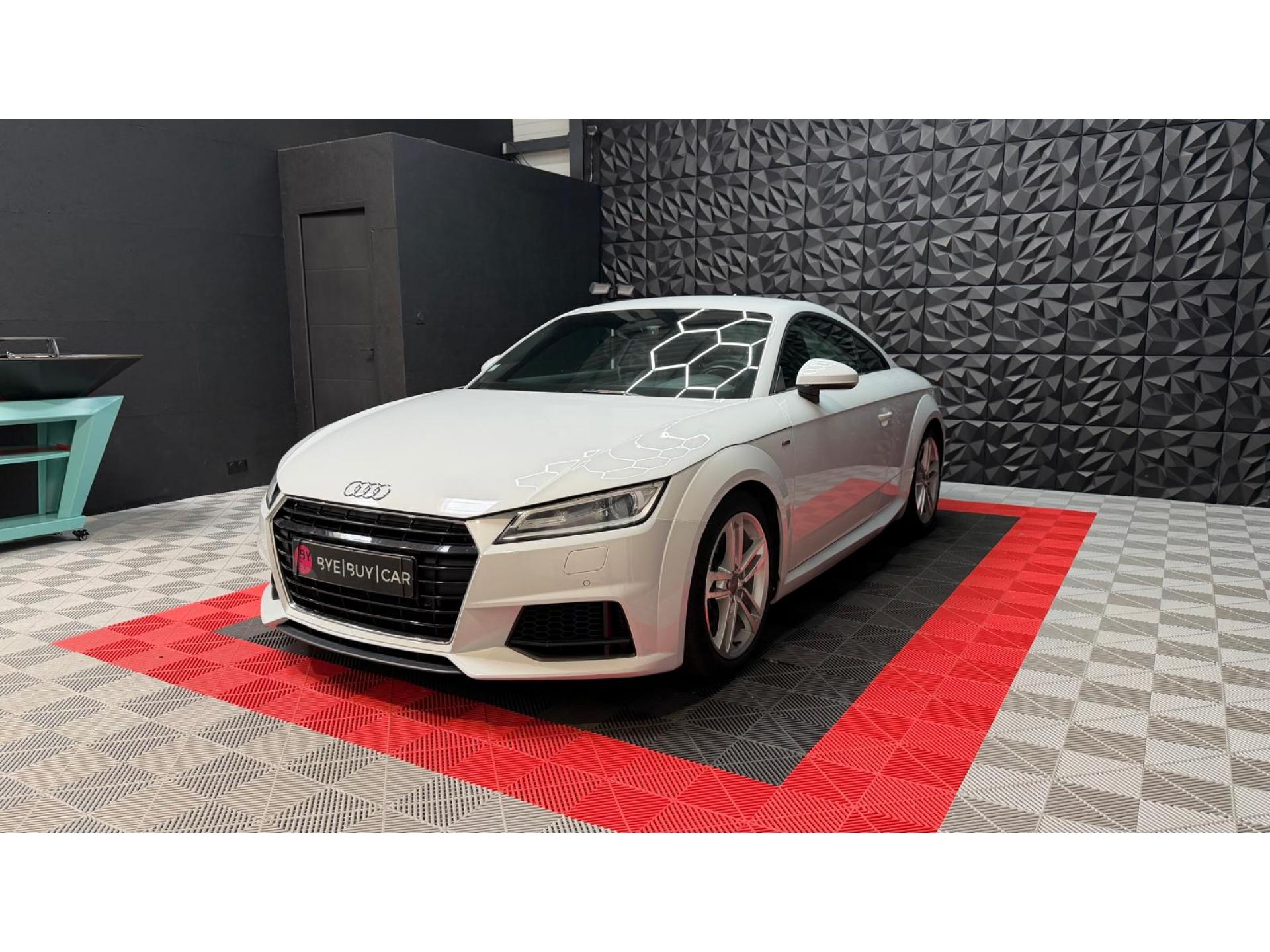 AUDI TT Coupé 1.8L TFSI 180CH S-tronic S-Line Camera Virtual GARANTIE 12 MOIS