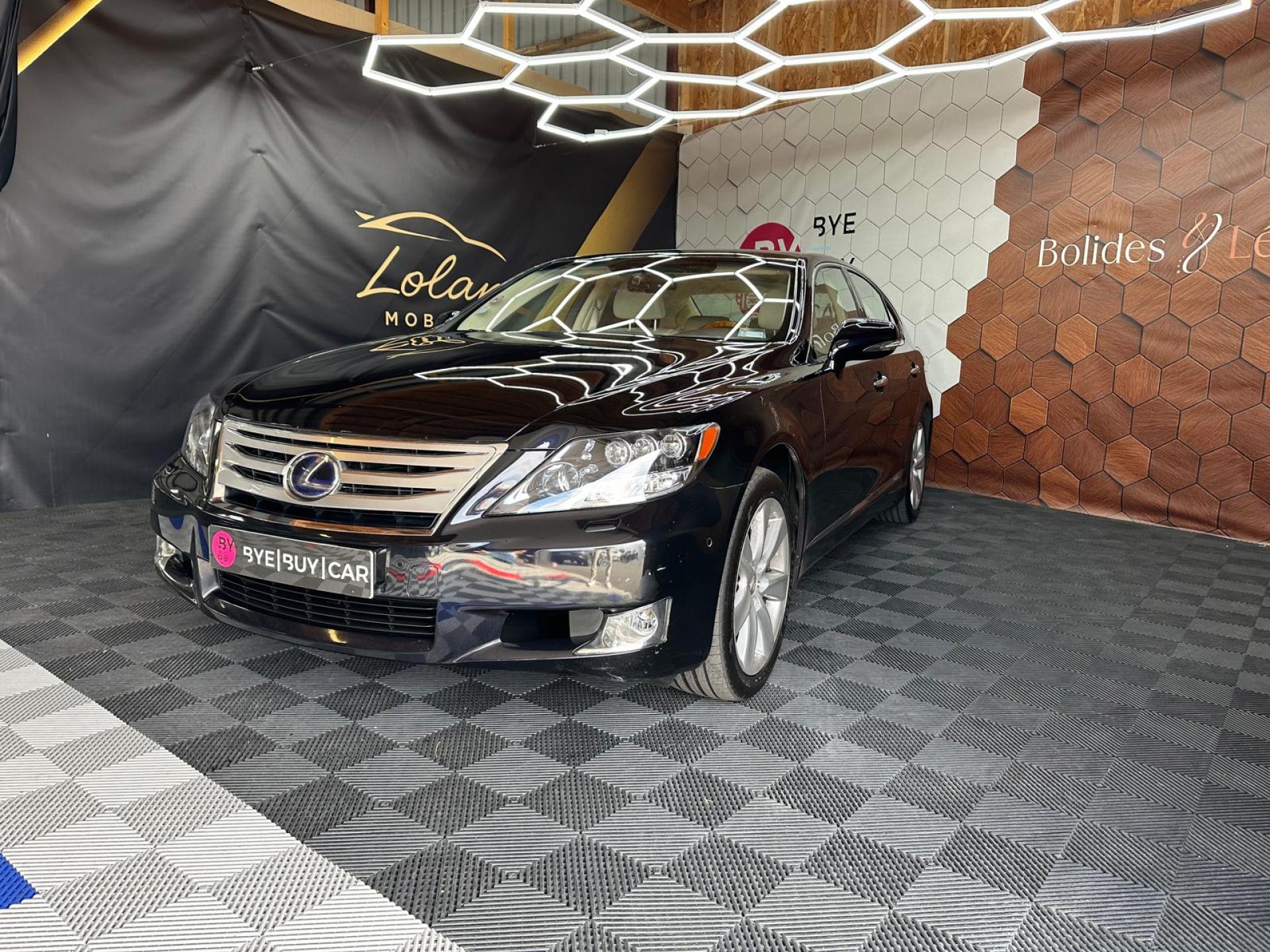 LEXUS LS