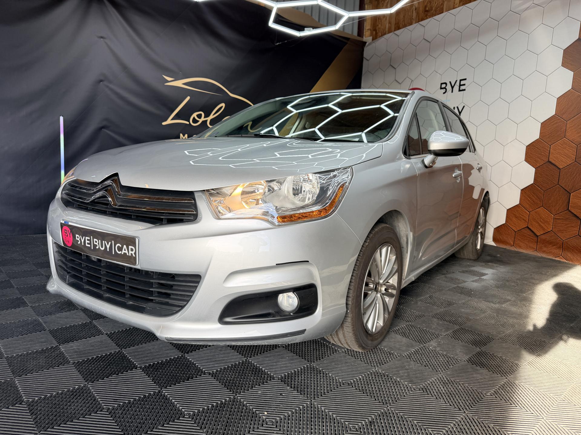 CITROEN C4 1.6 VTi 16V - 120 2010 BERLINE Confort PHASE 1