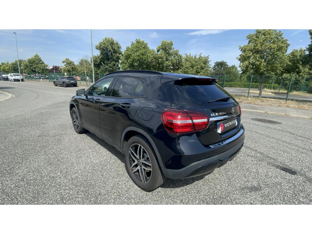 MERCEDES GLA
