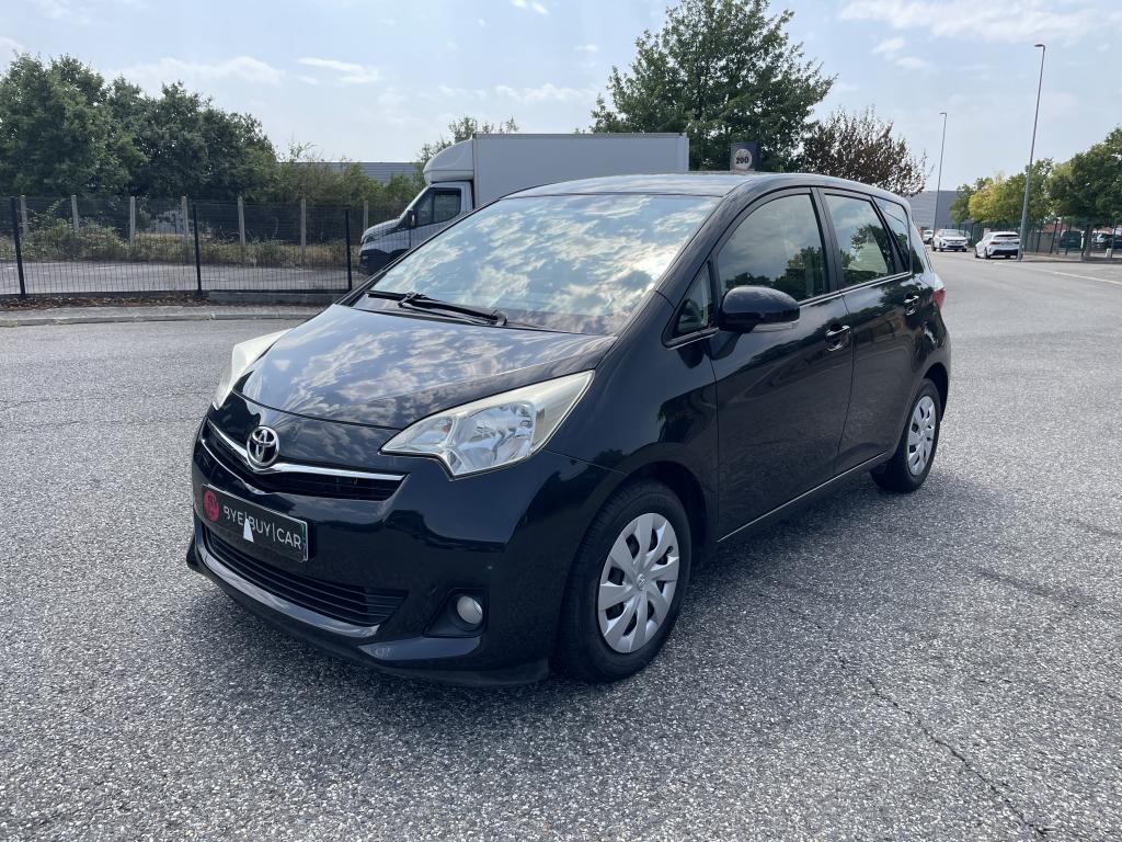 TOYOTA VERSO-S