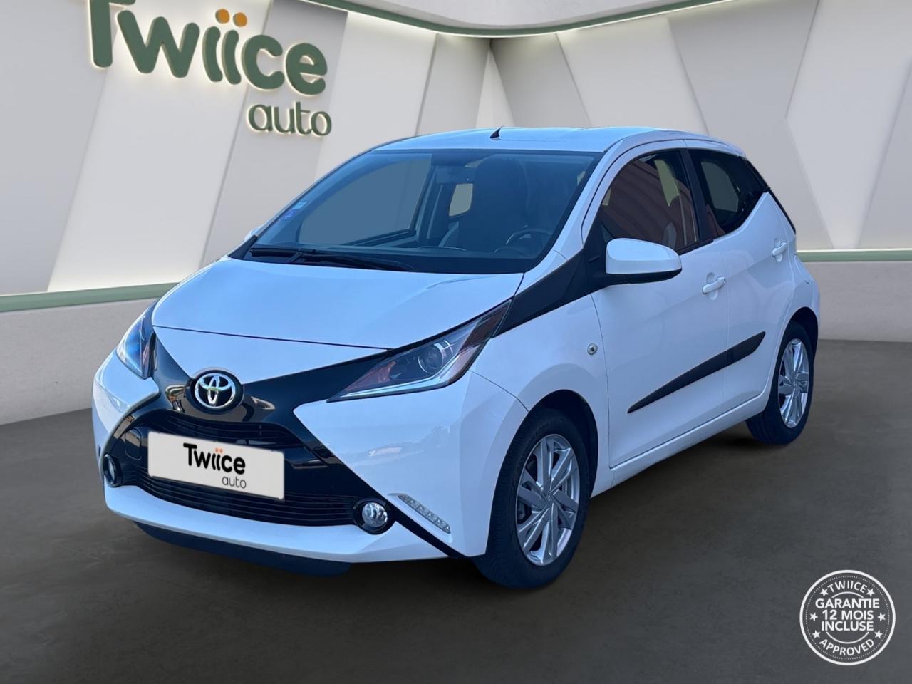 TOYOTA AYGO 1.0 VVT i- X-PLAY