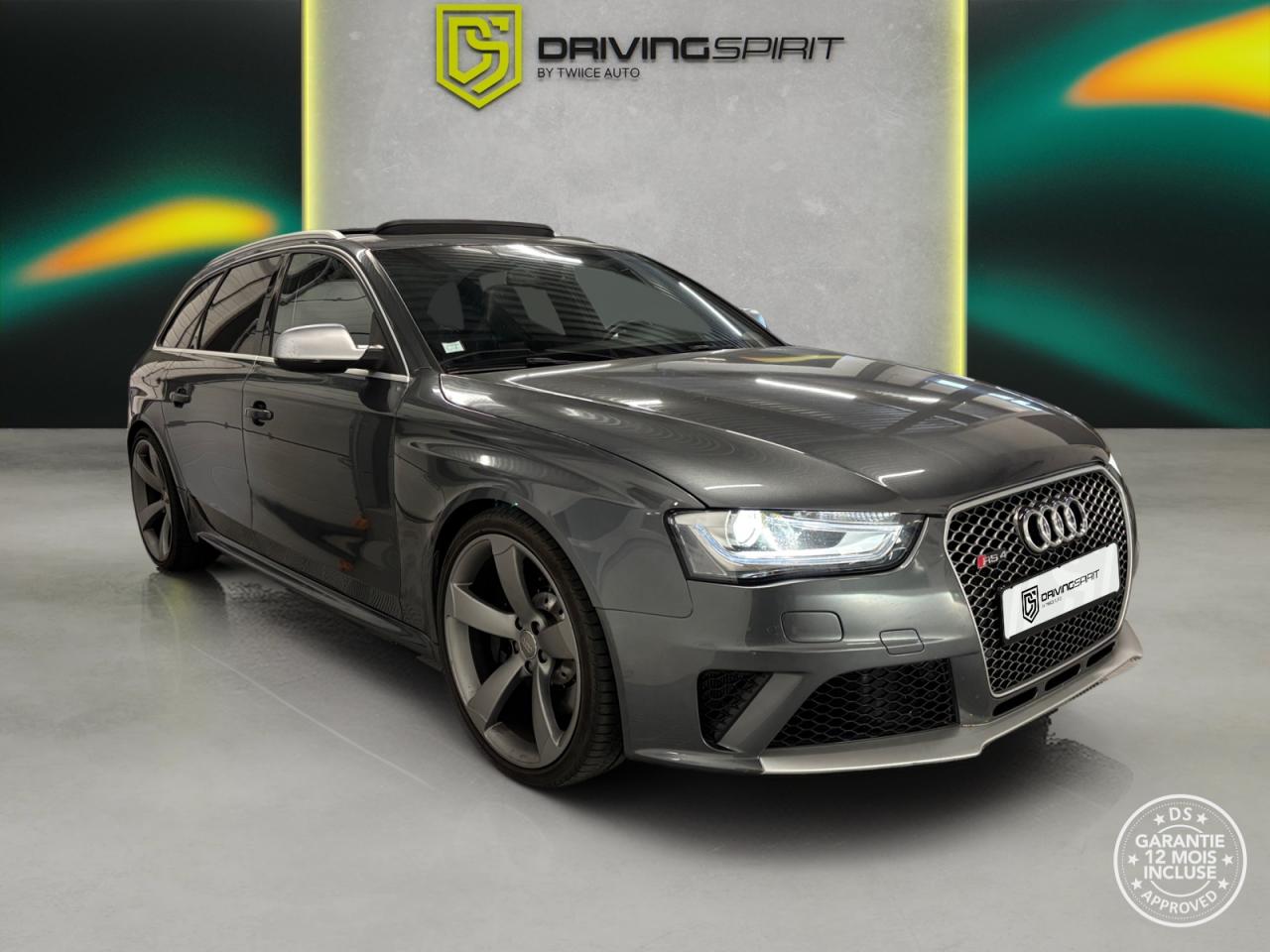 AUDI RS4