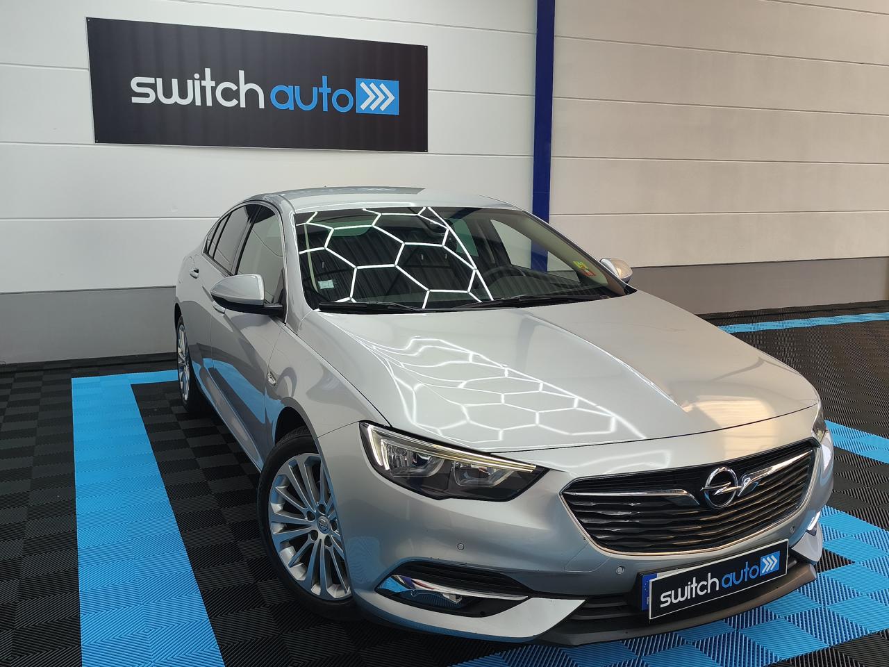 OPEL INSIGNA GRAND SPORT 1.6 CDTI 136  CH  / SUIVI COMPLET OPEL / CAMERA DE RECUL / CARPLAY / GPS / GARANTIE