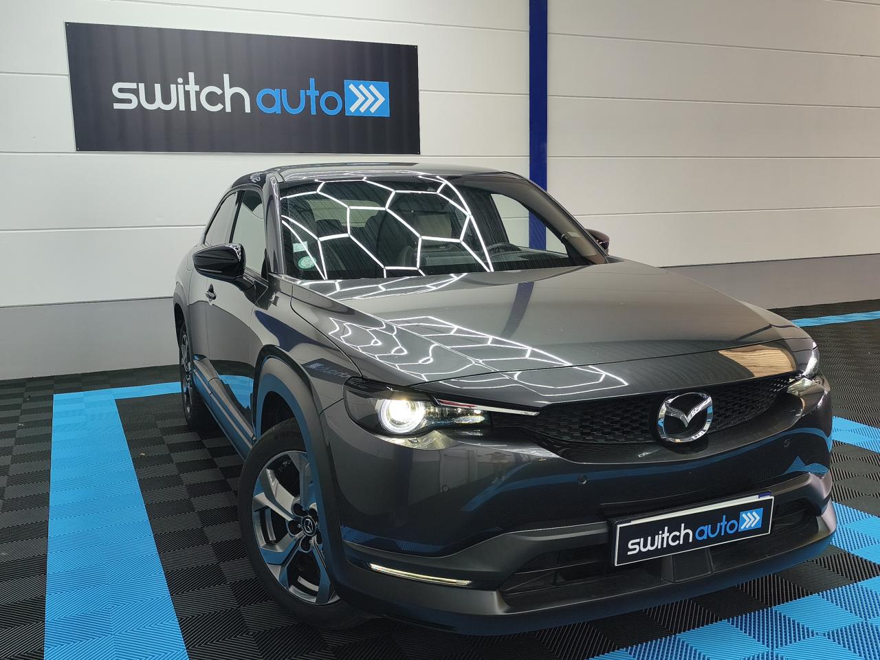 MAZDA MX 30