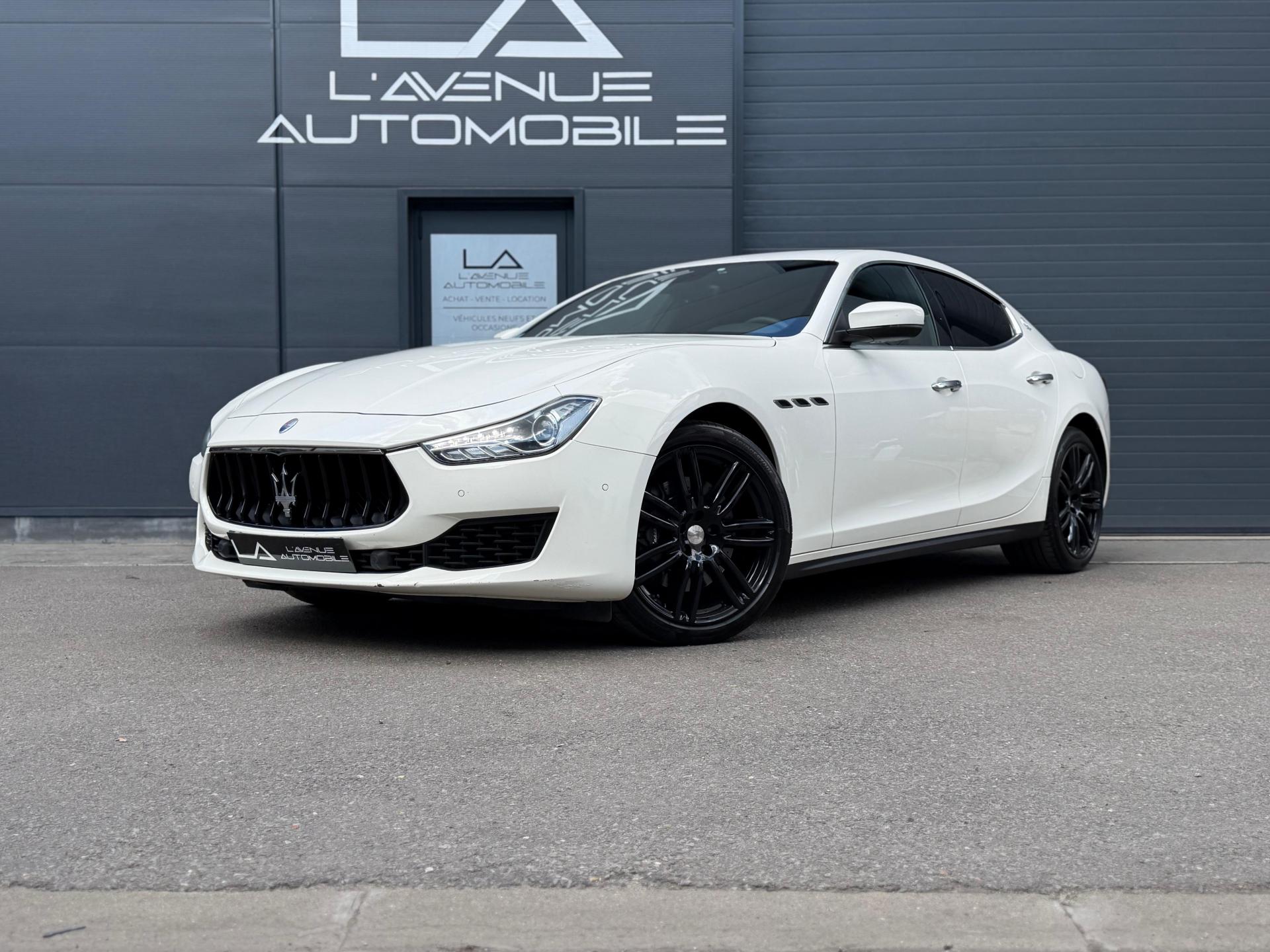MASERATI GHIBLI Grandsport 3.0 V6 350 ch 1ère Main - Carnet Maserati