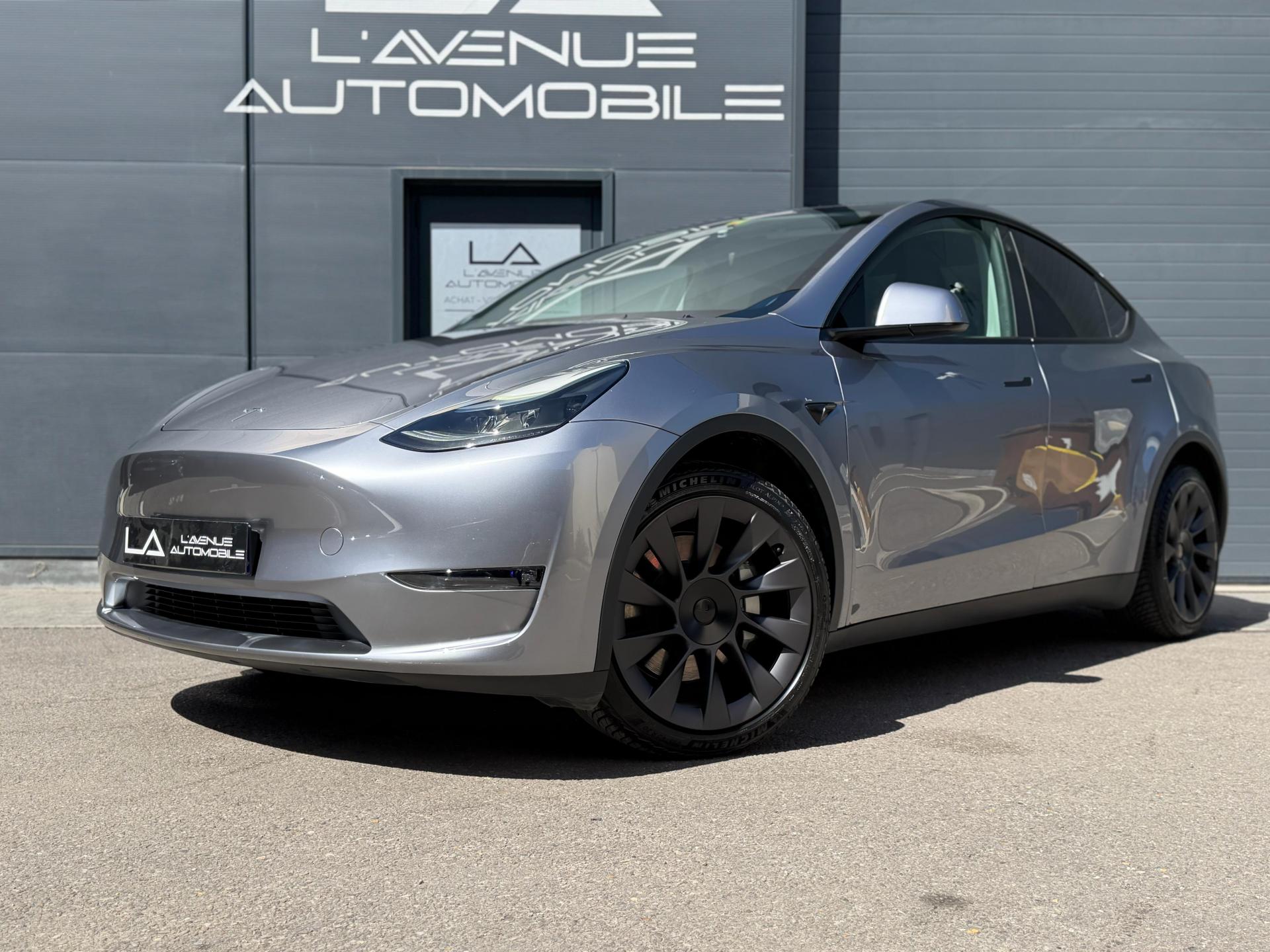 TESLA MODEL Y Long Range AWD Dual Motor Autopilot Amélioré Attelage SOH 93,4% 1ère Main FR TVA