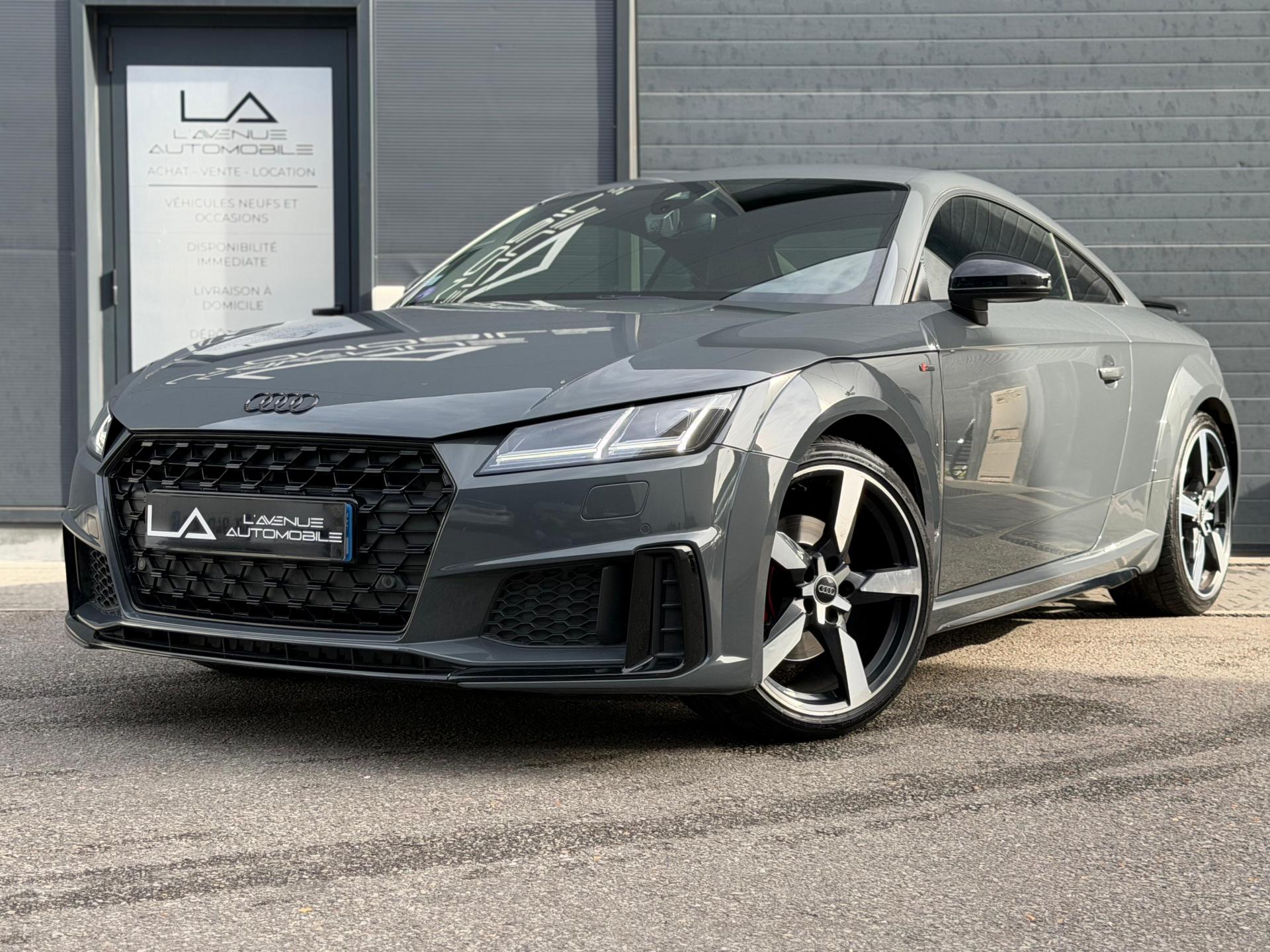 AUDI TT
