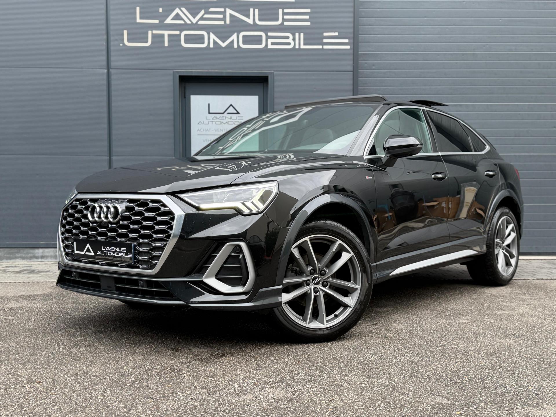 AUDI Q3