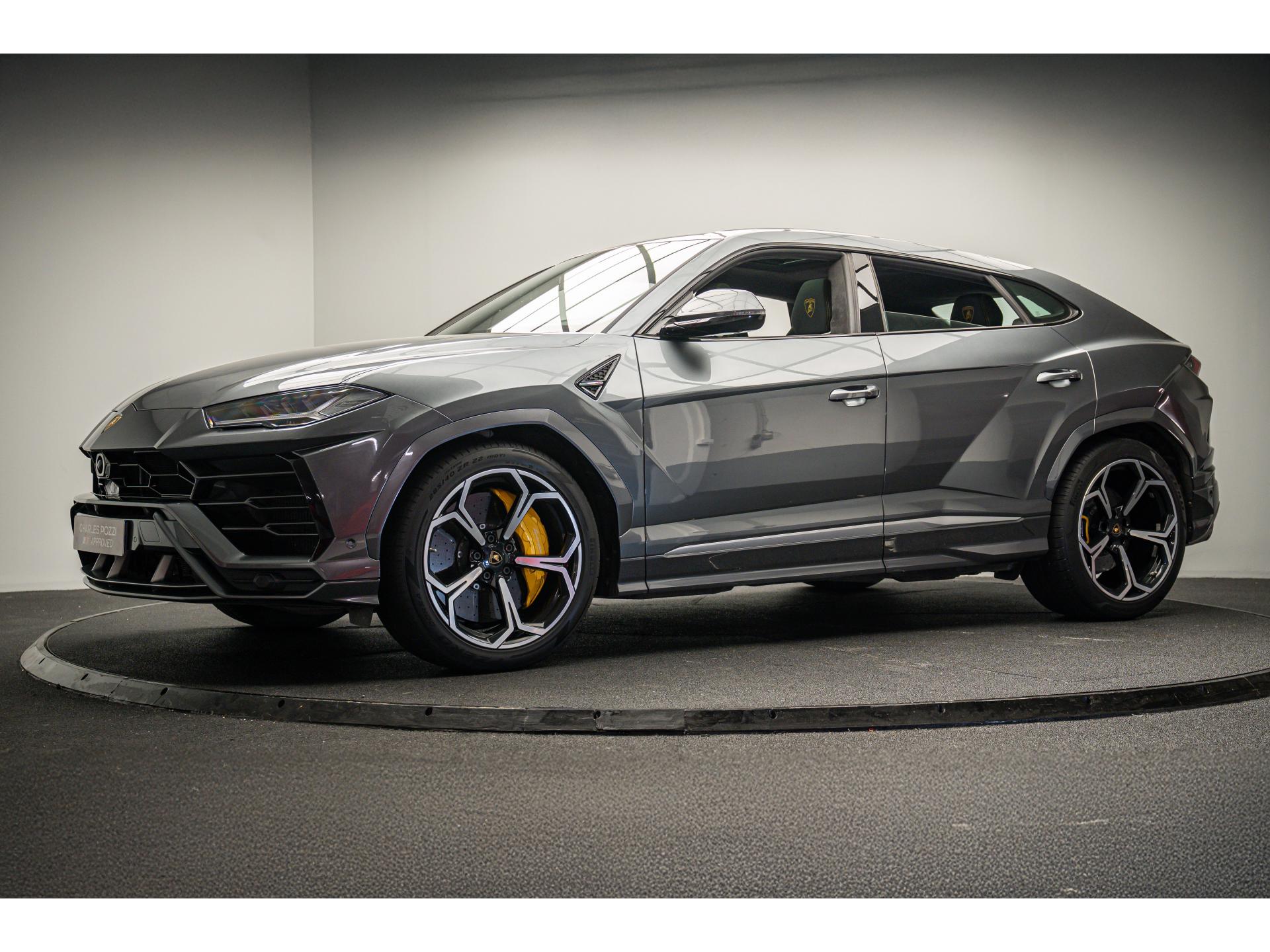 LAMBORGHINI URUS 4.0I V8