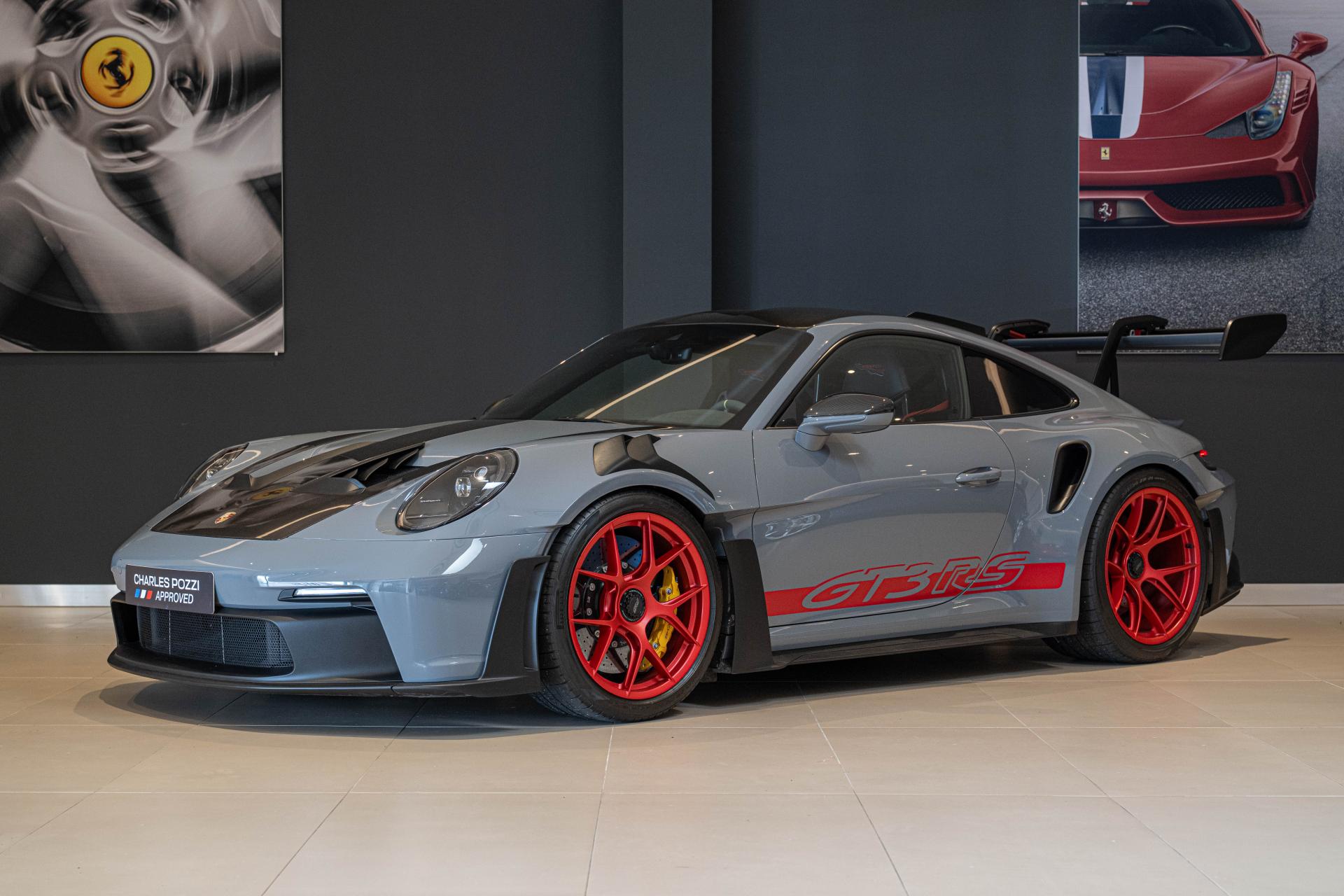 PORSCHE 911