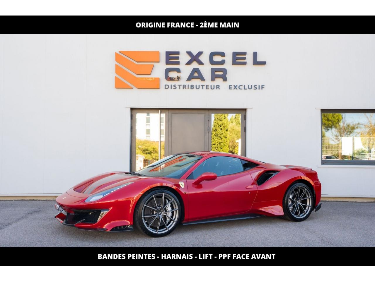 FERRARI 488