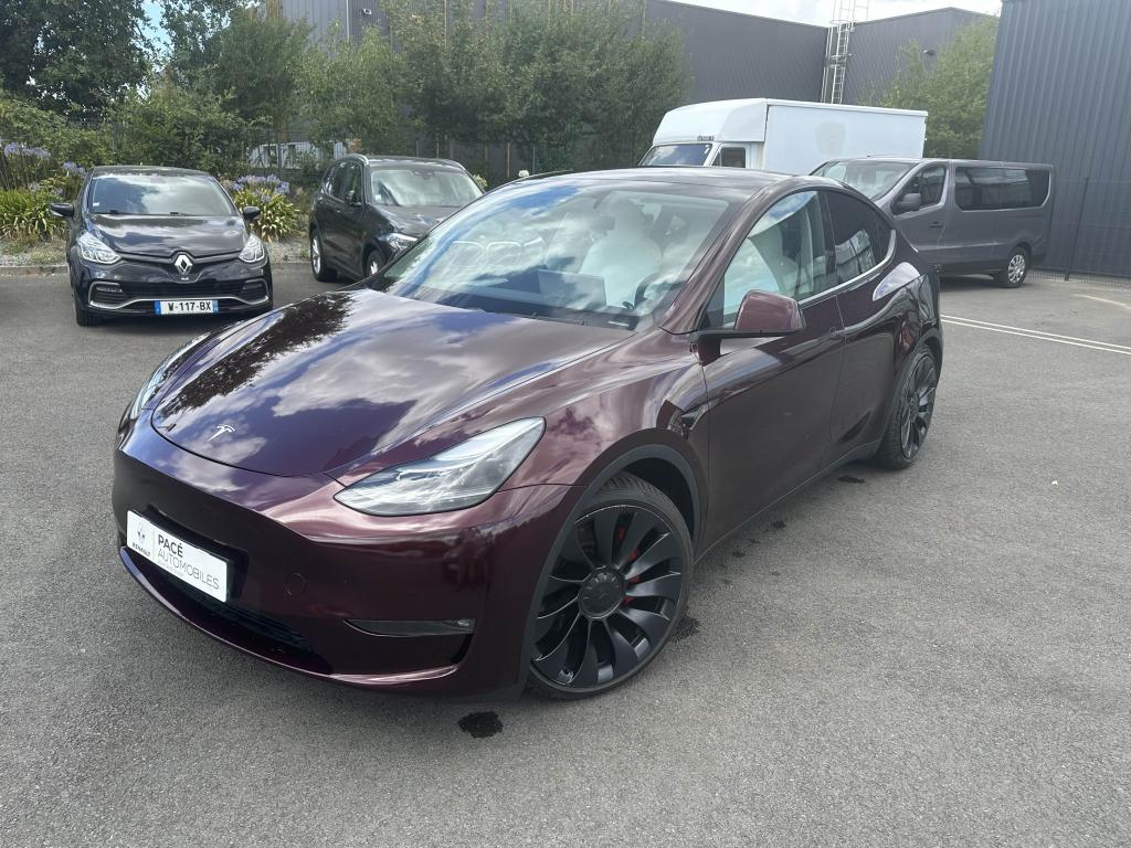 TESLA MODEL Y AWD  Performance