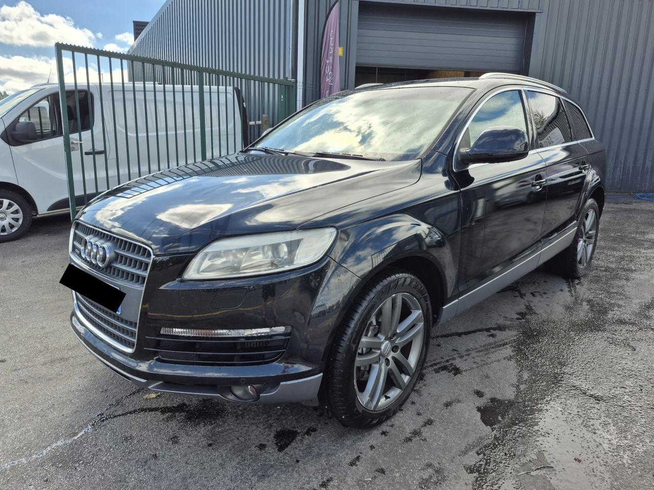AUDI Q7 Quattro 3.0 V6 TDI DPF 233cv BVA Tiptronic 7pl  Ambition Luxe
