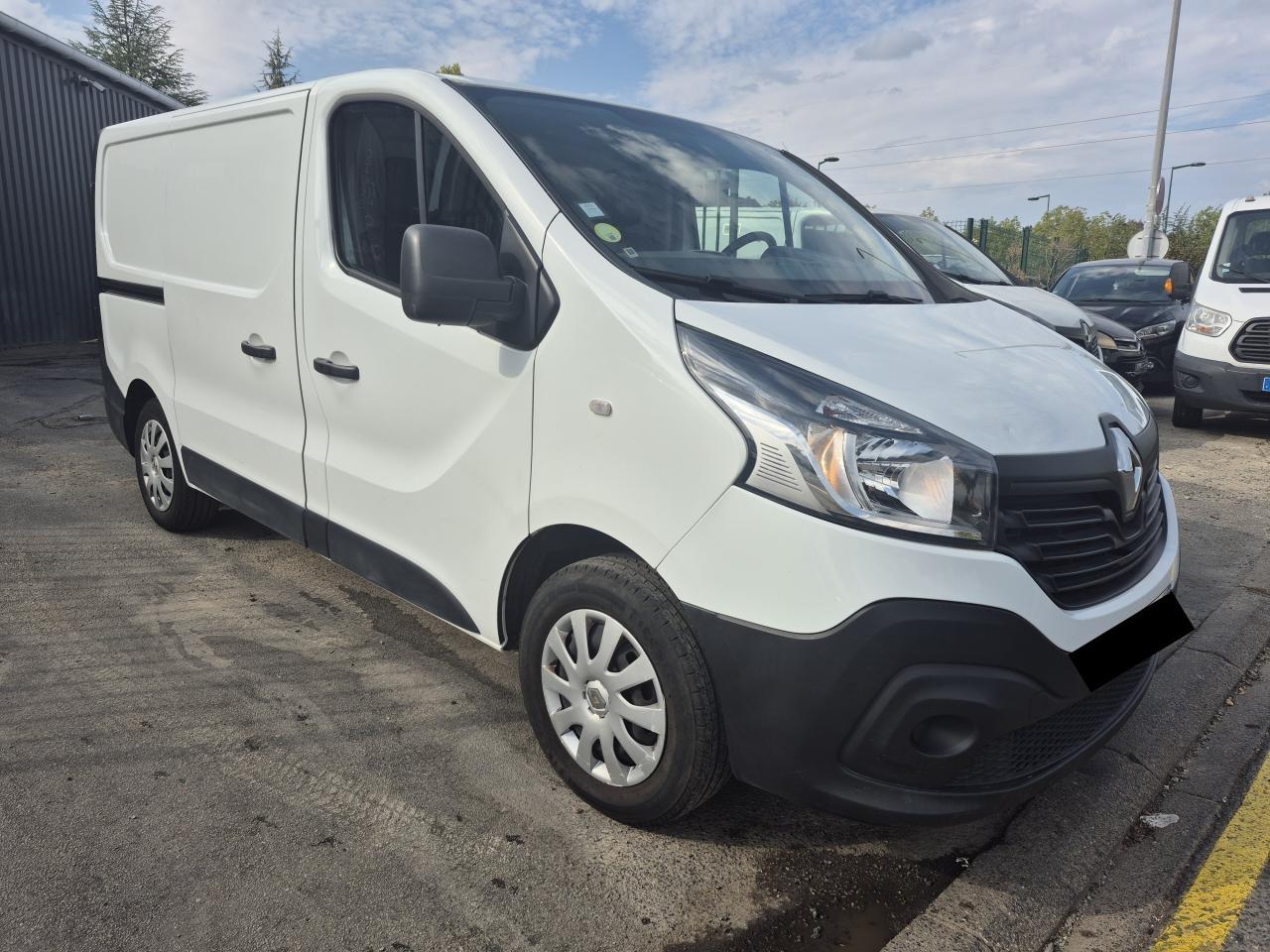 RENAULT TRAFIC