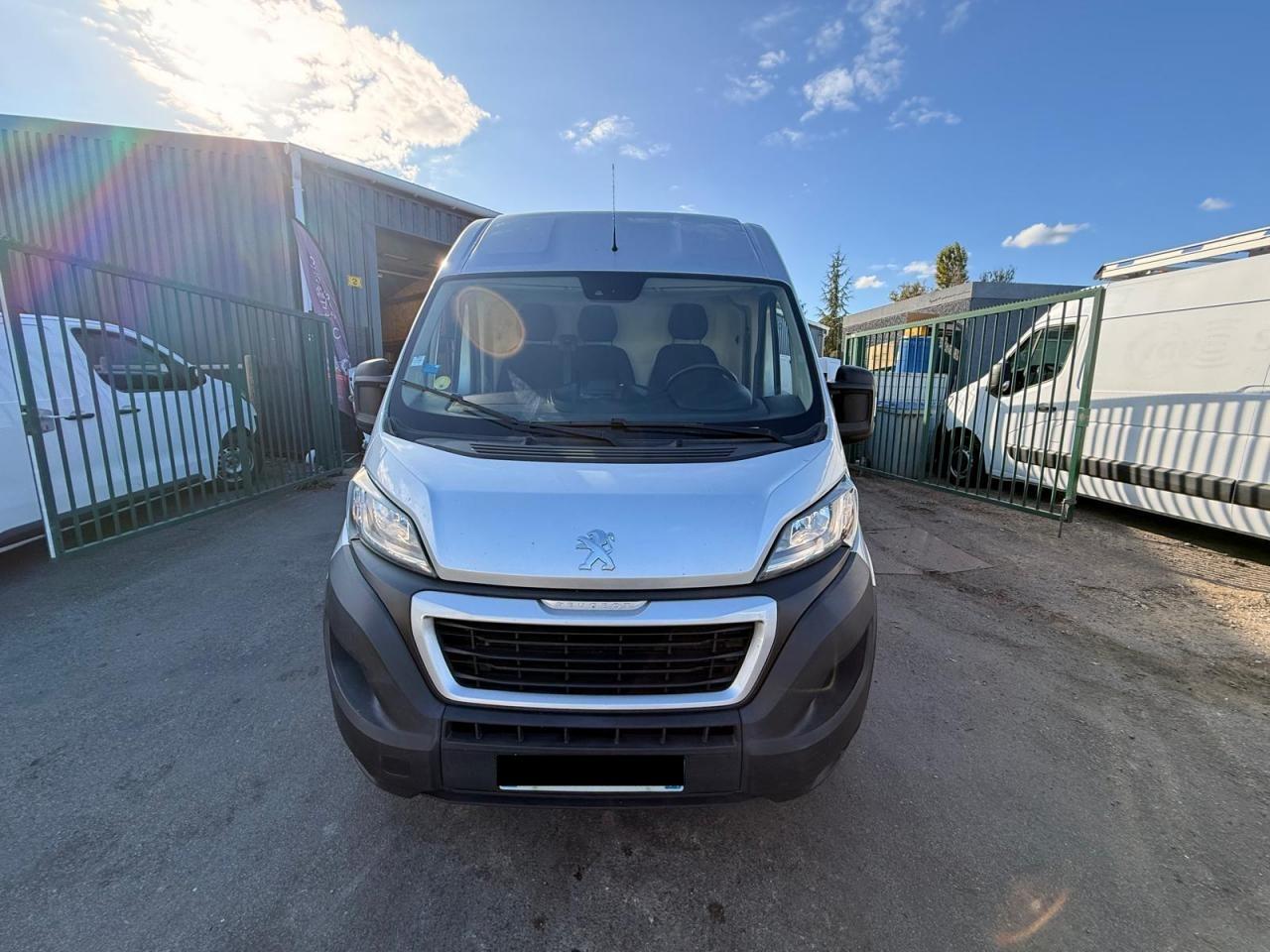 PEUGEOT BOXER