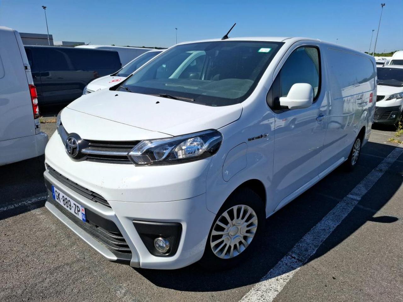 TOYOTA PROACE