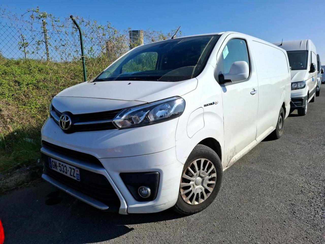 TOYOTA PROACE