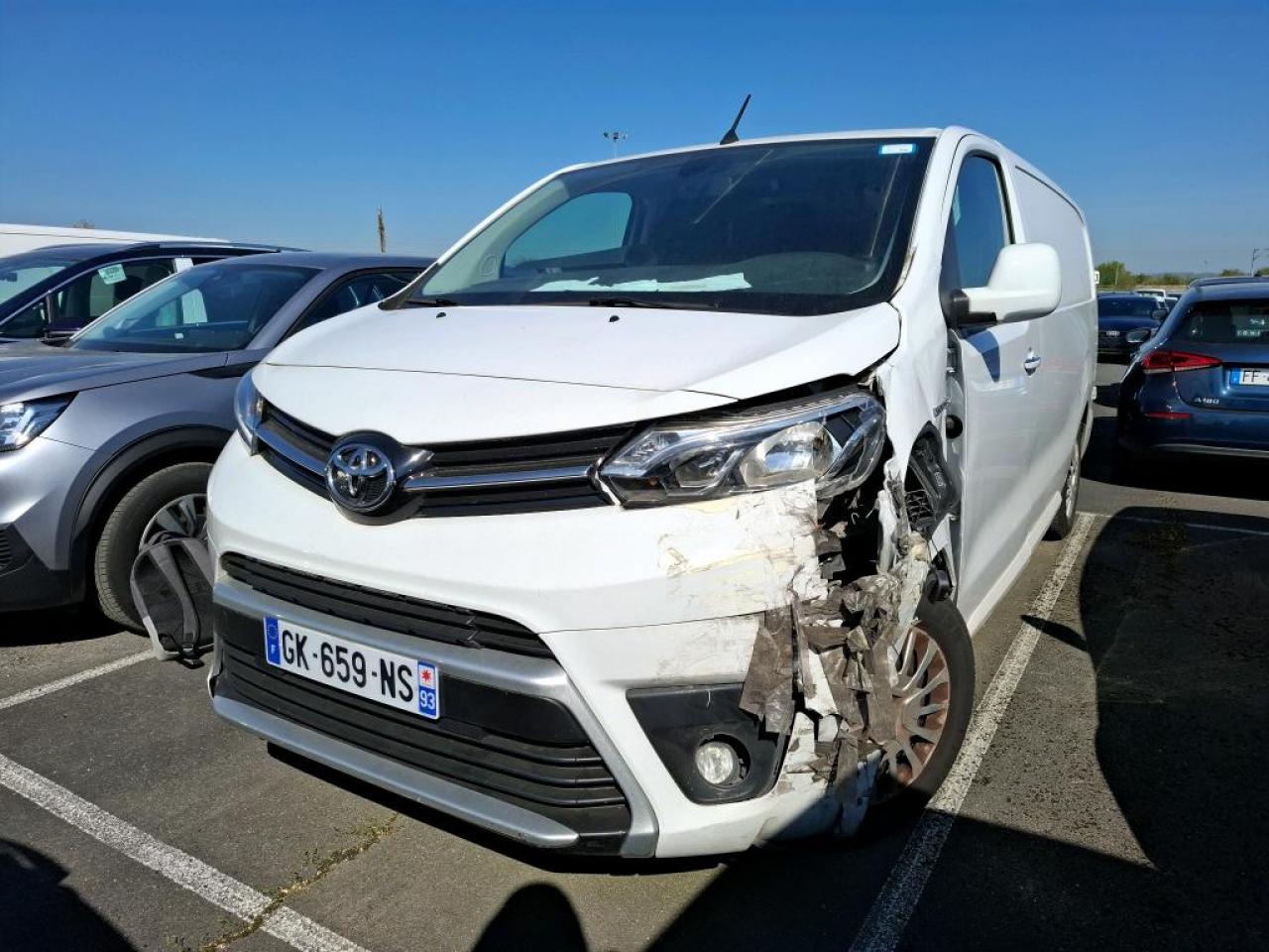 TOYOTA PROACE