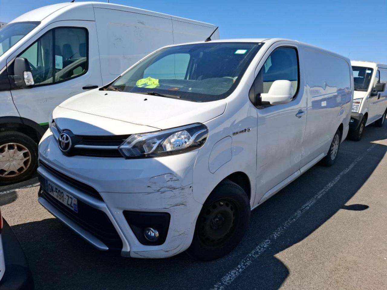 TOYOTA PROACE