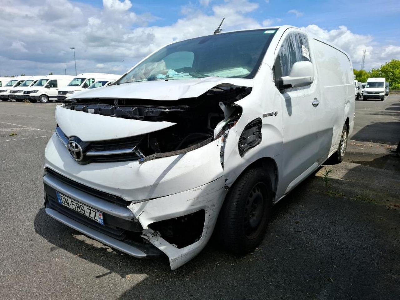 TOYOTA PROACE