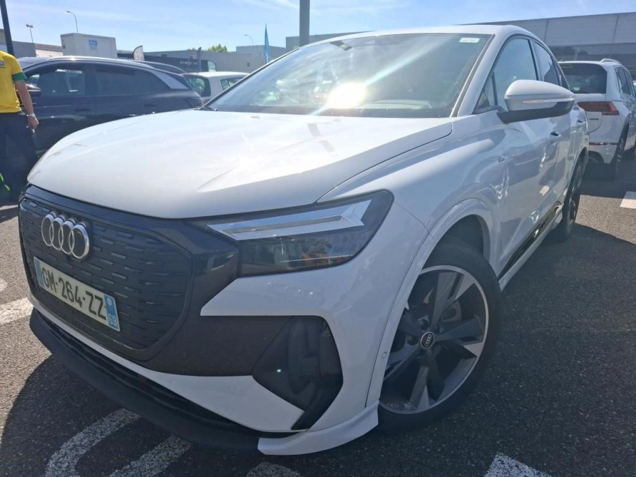 AUDI Q4 E-TRON