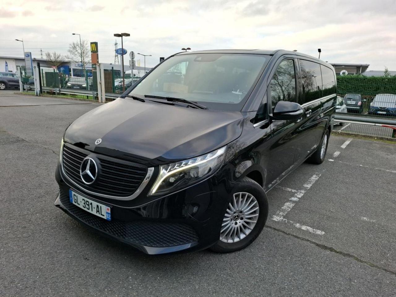 MERCEDES EQV