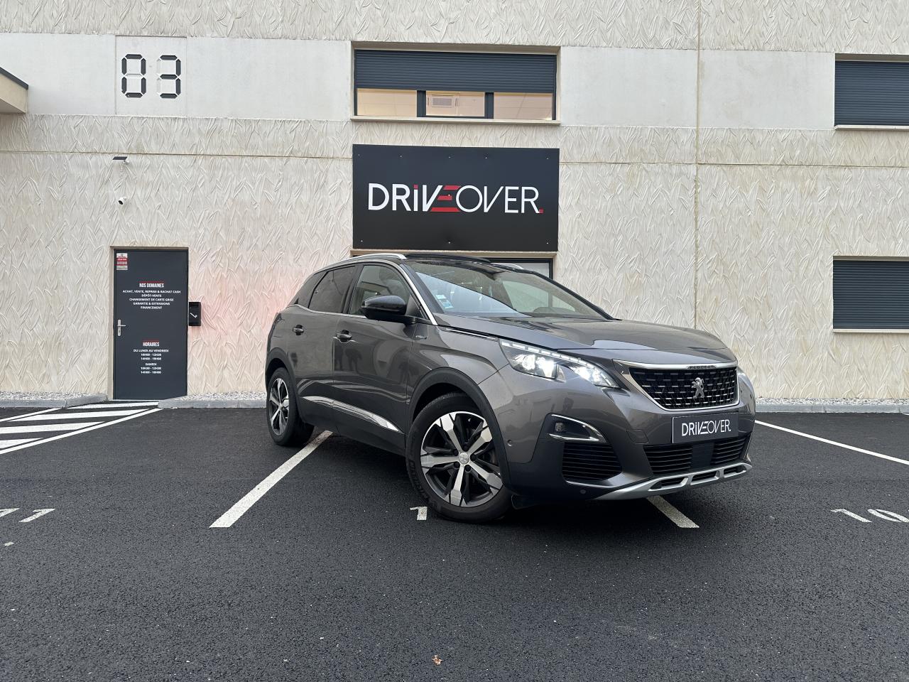 PEUGEOT 3008