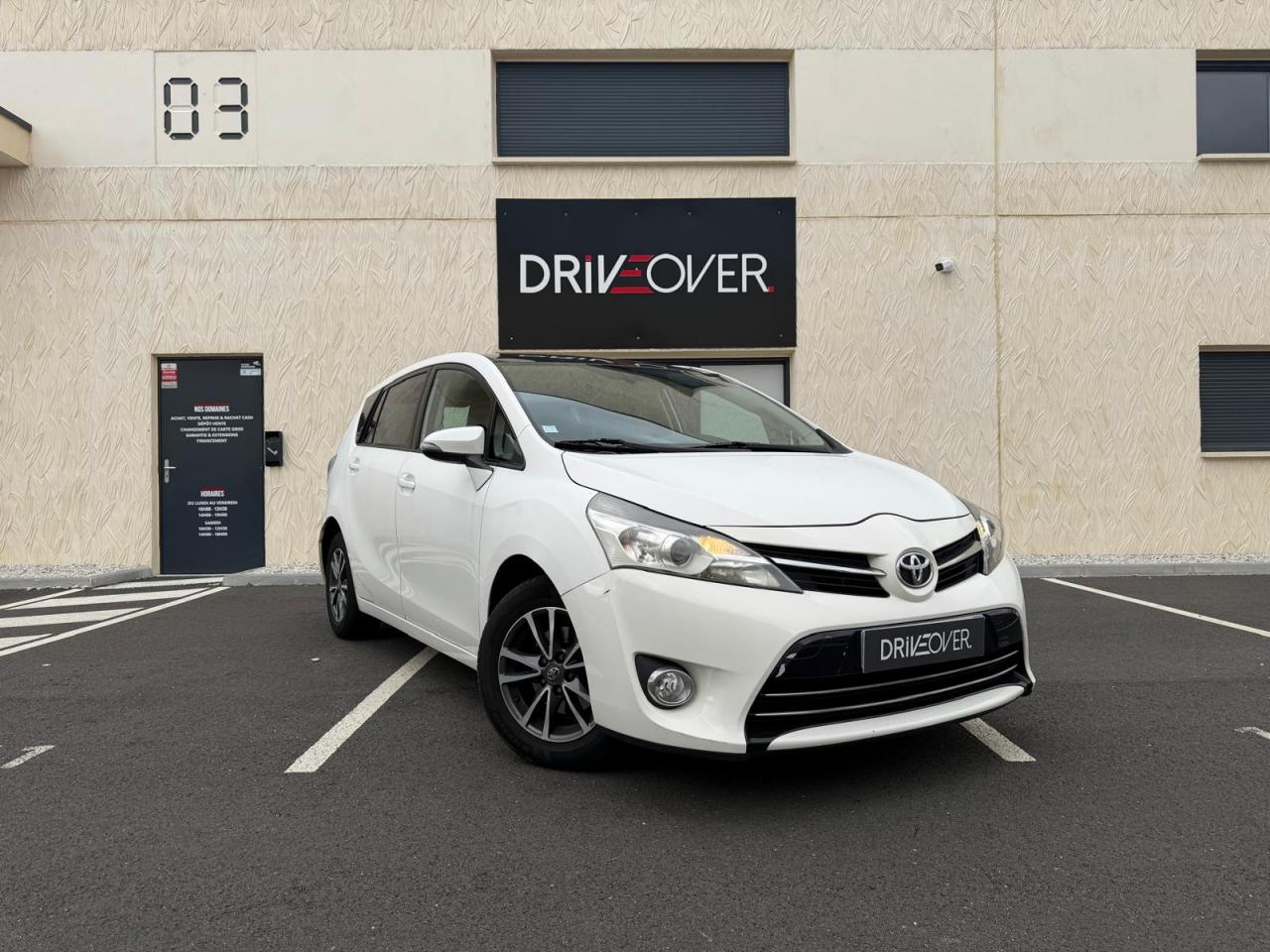 TOYOTA VERSO 124 D-4D FAP 5pl SkyView PHASE 2 - GARANTIE 12 MOIS